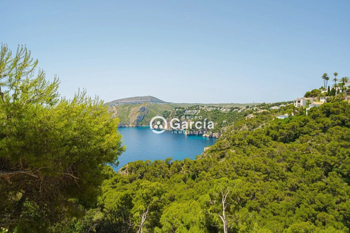 Villa en primera línea en venta en Jávea con increíbles vistas