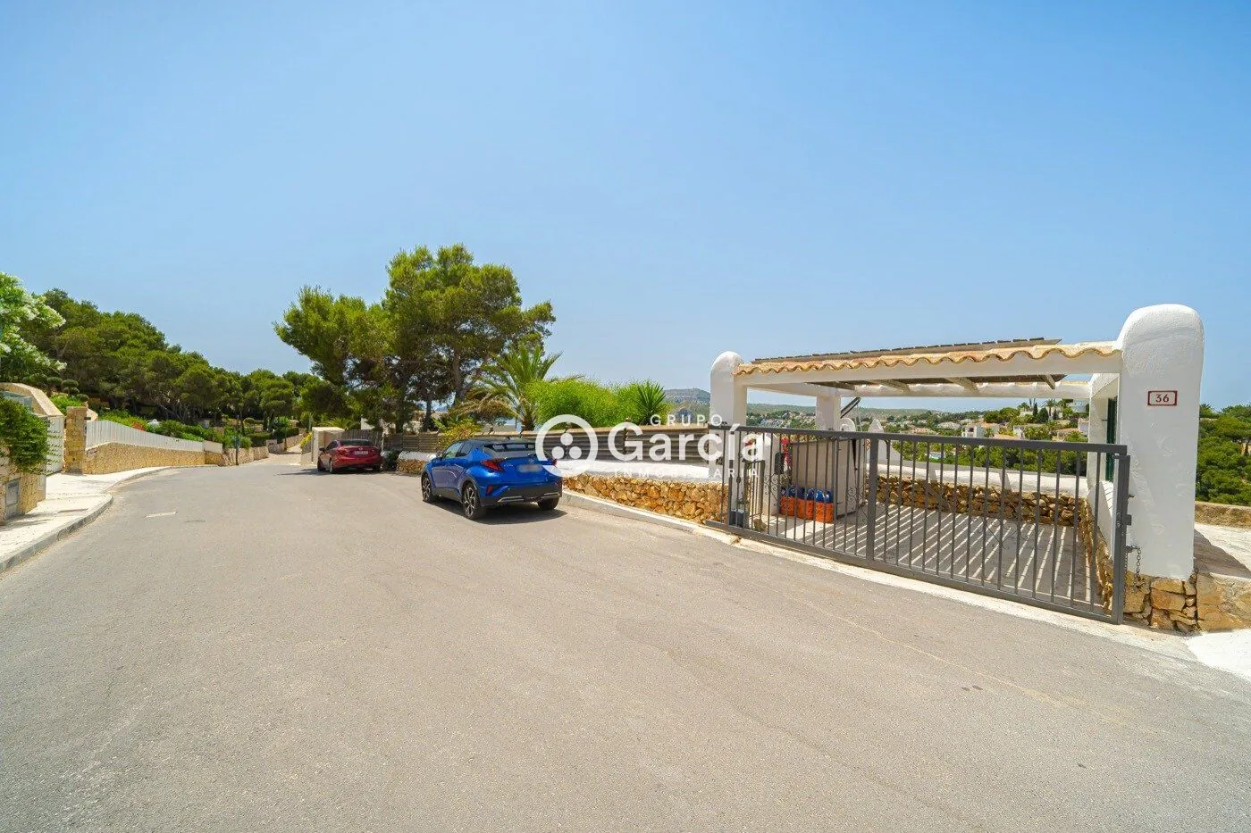 Villa en primera línea en venta en Jávea con increíbles vistas