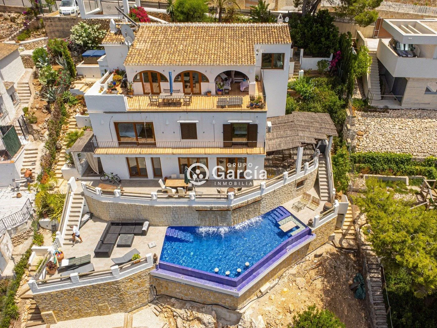 Villa en primera línea en venta en Jávea con increíbles vistas