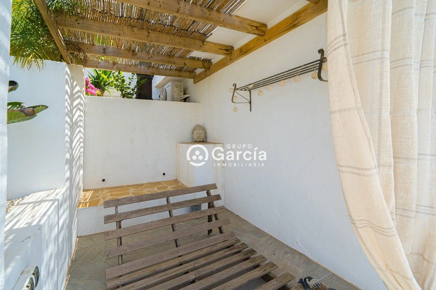 Villa en primera línea en venta en Jávea con increíbles vistas