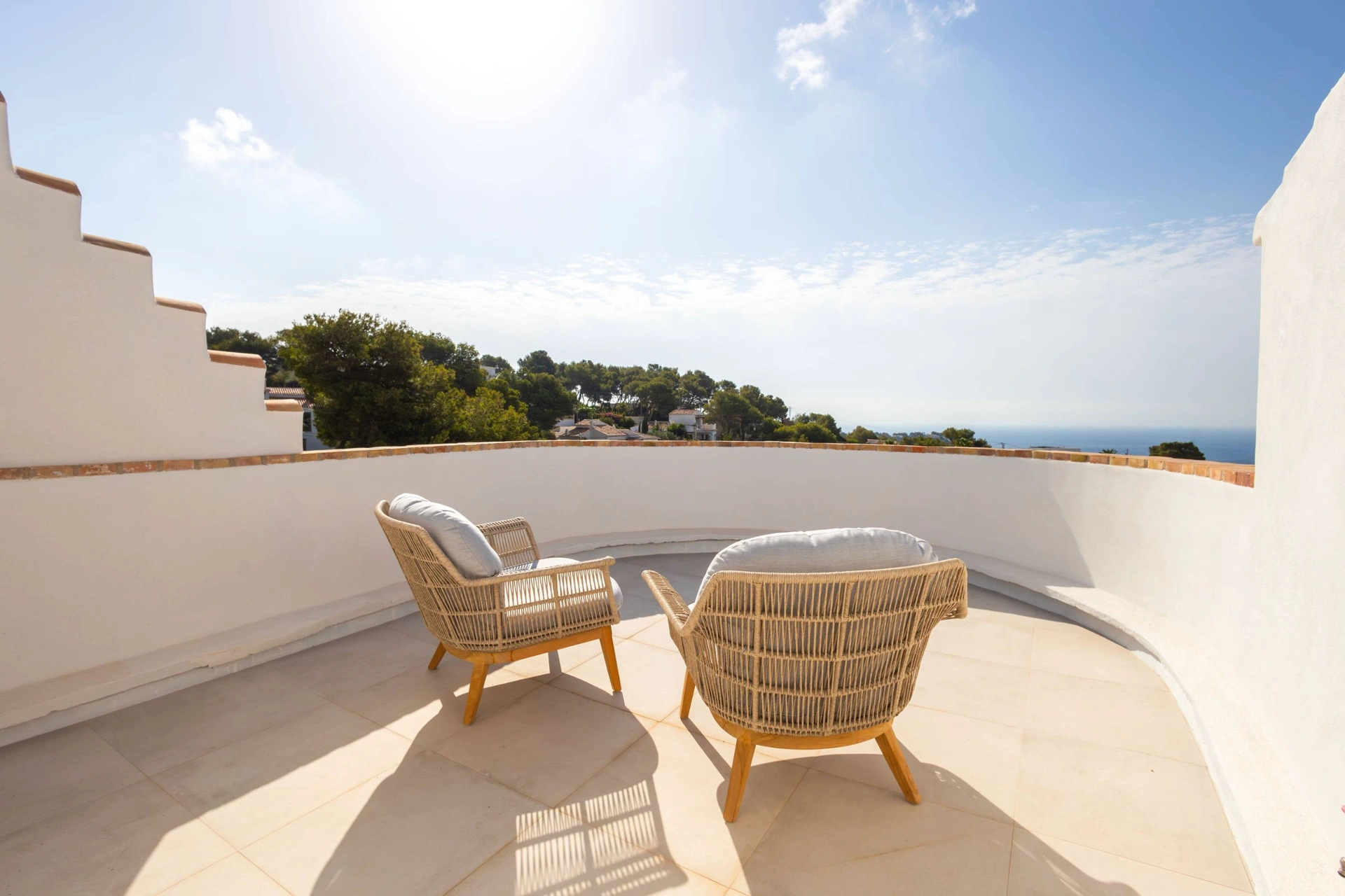 NC6655 - Villa Siesta. Villa recién reformada en venta en Jávea con vistas al mar.