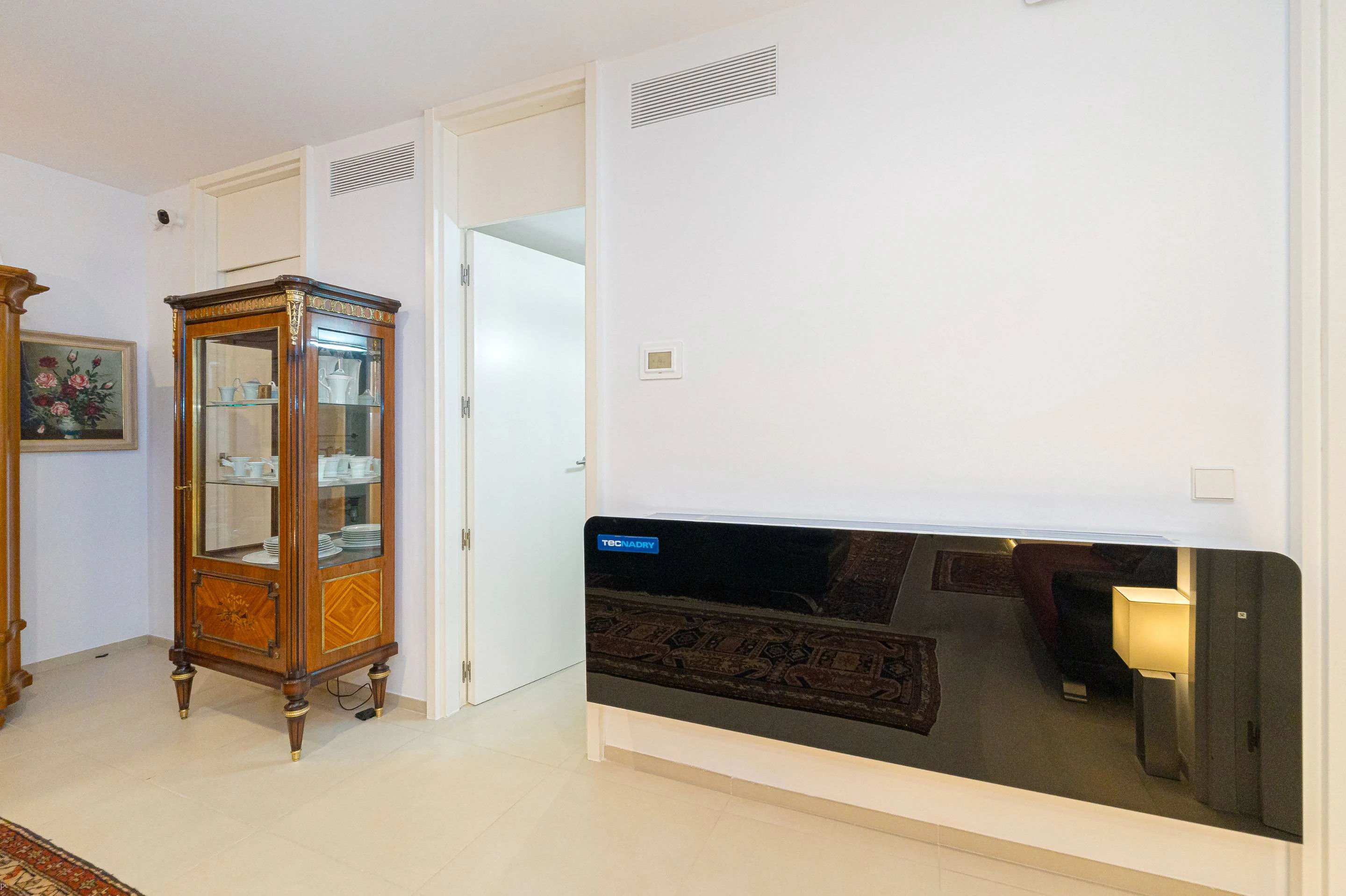 Villa Galera. Villa moderna en venta en Moraira con vistas al mar y a pocos pasos de la playa.