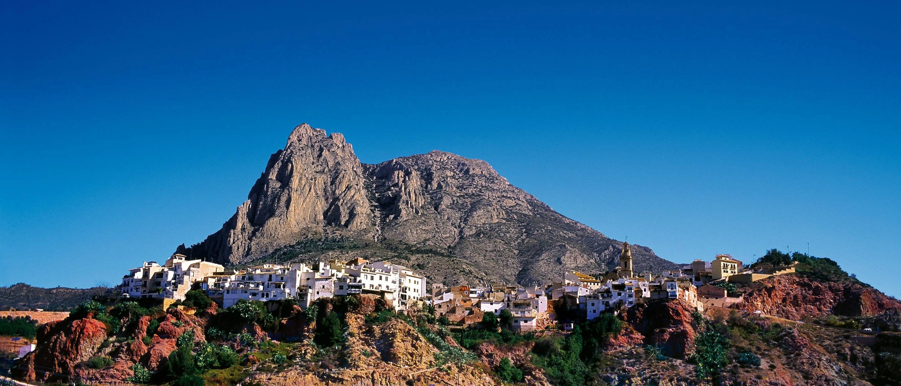Emblematic luxury apartment in Benidorm - the tallest residencial building in Spain!