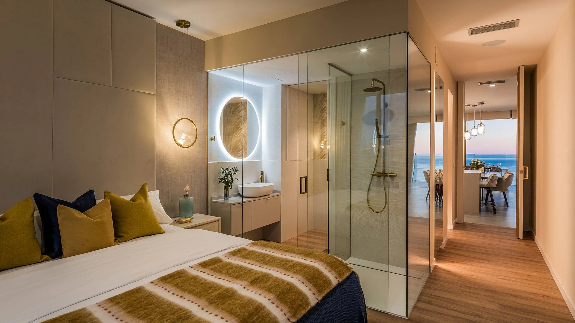 Emblematic luxury apartment in Benidorm - the tallest residencial building in Spain!