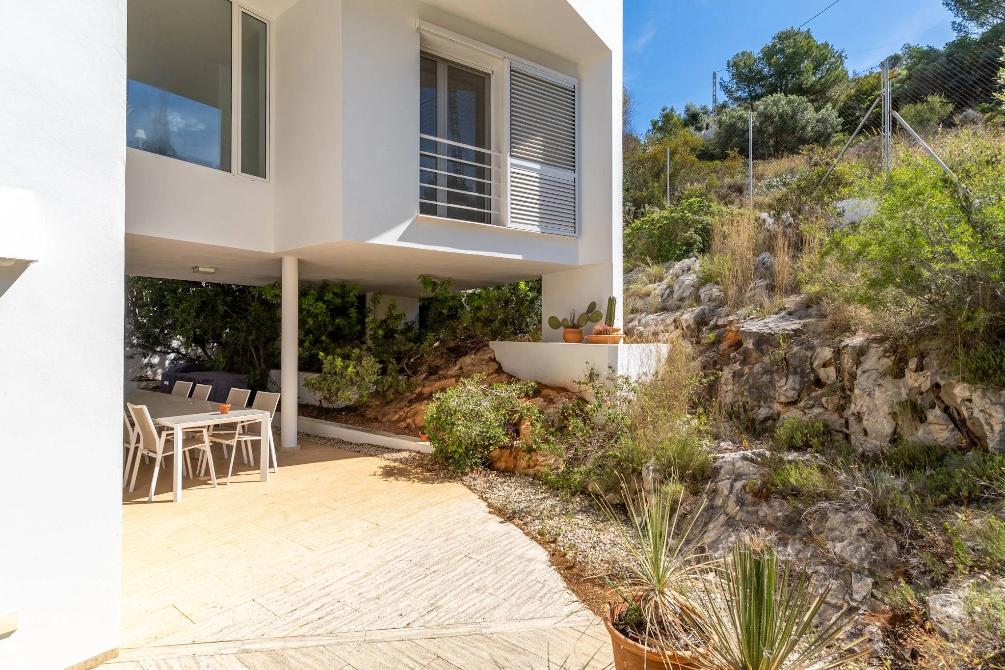 Villa Lucia. Villa moderna en venta a poca distancia de la playa de Portet.