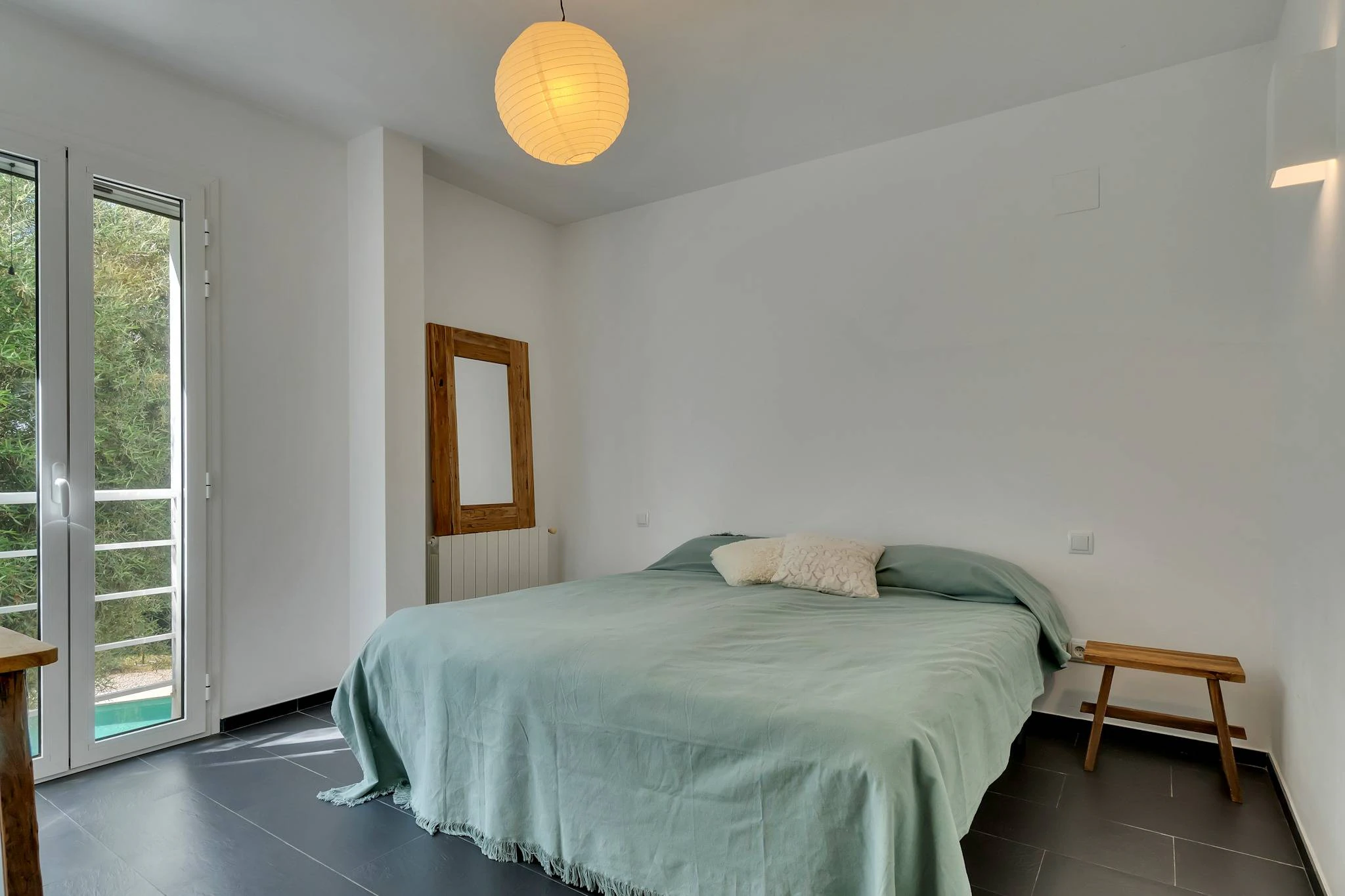 Villa Lucia. Villa moderna en venta a poca distancia de la playa de Portet.