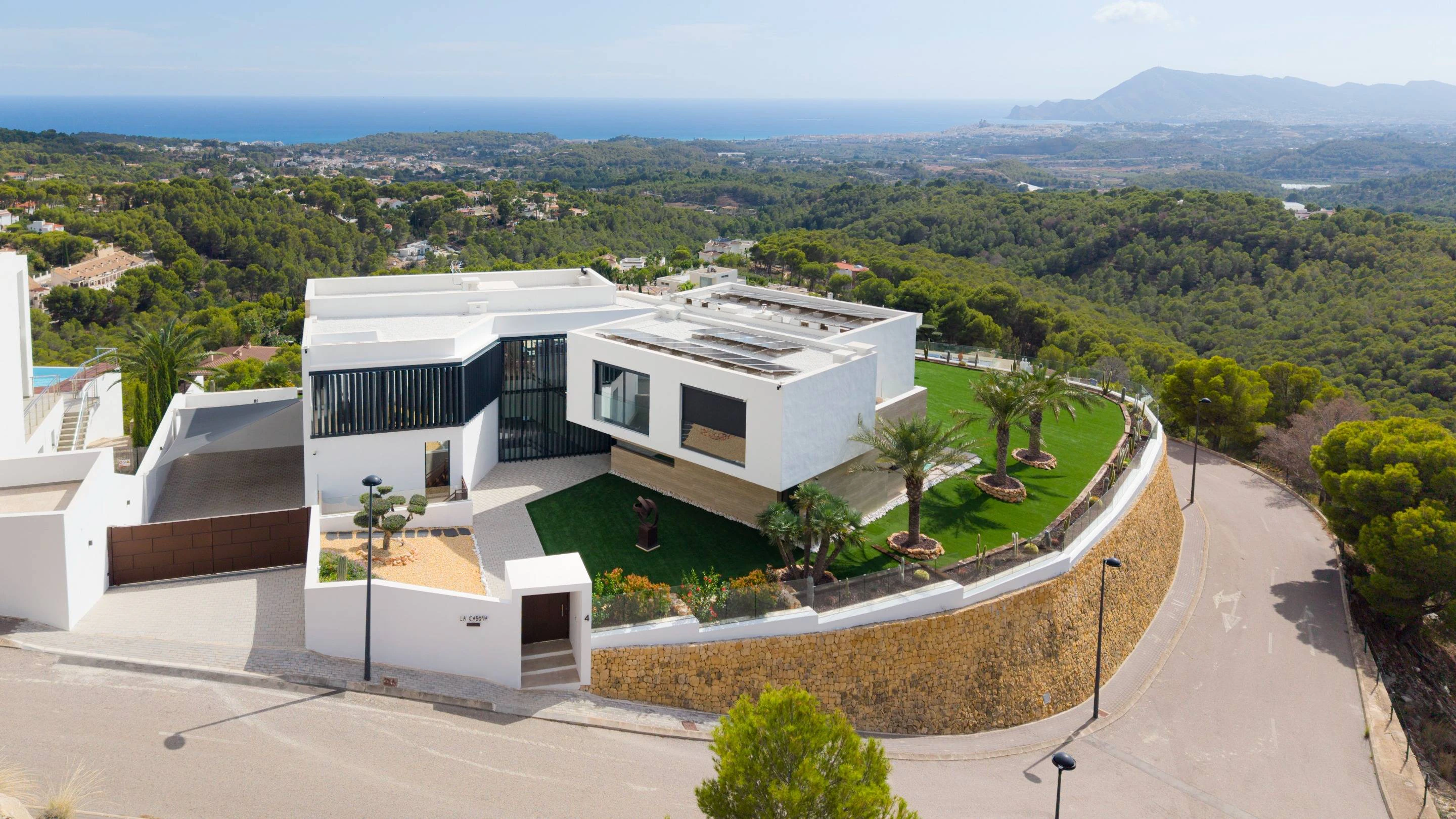 NC6658 - Villa Luna. Luxe woning te koop in Altea met panoramisch uitzicht.