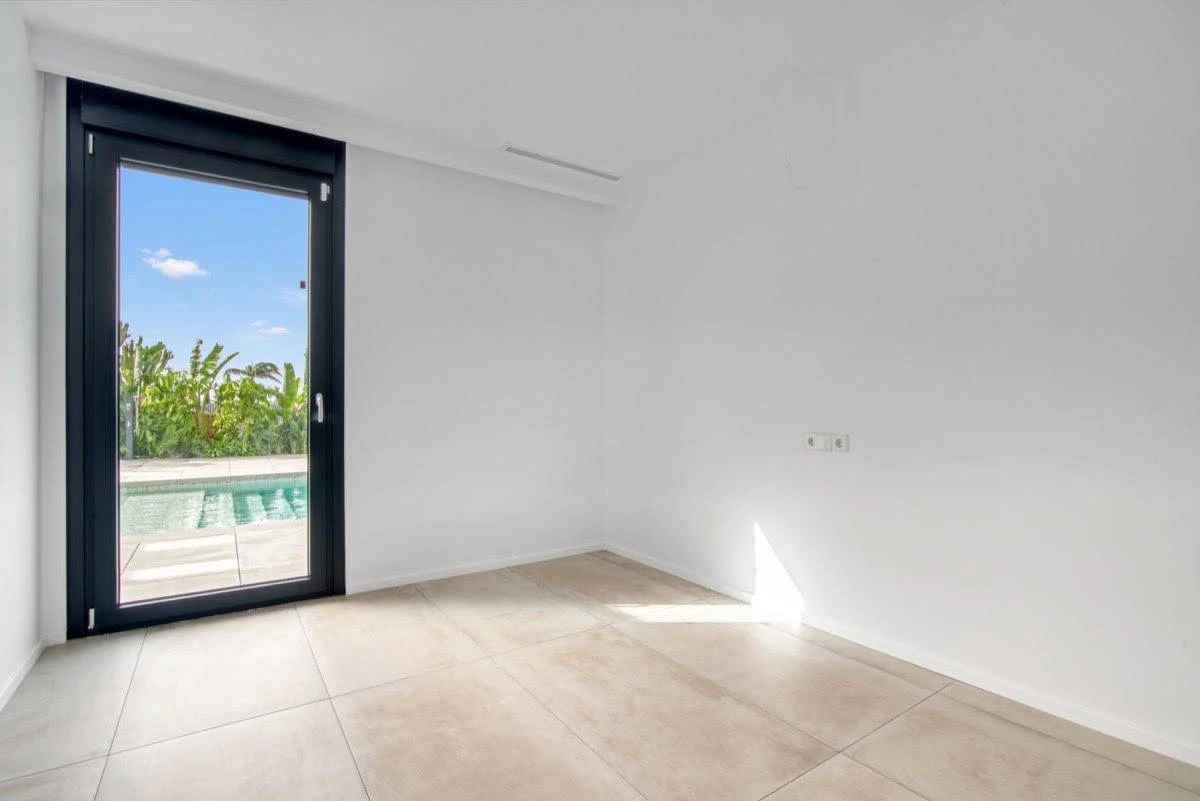 NC6636 - Villa Montgomar - Indrukwekkende nieuwe luxe villa te koop in Denia met uitzicht op zee en klaar om van te genieten!