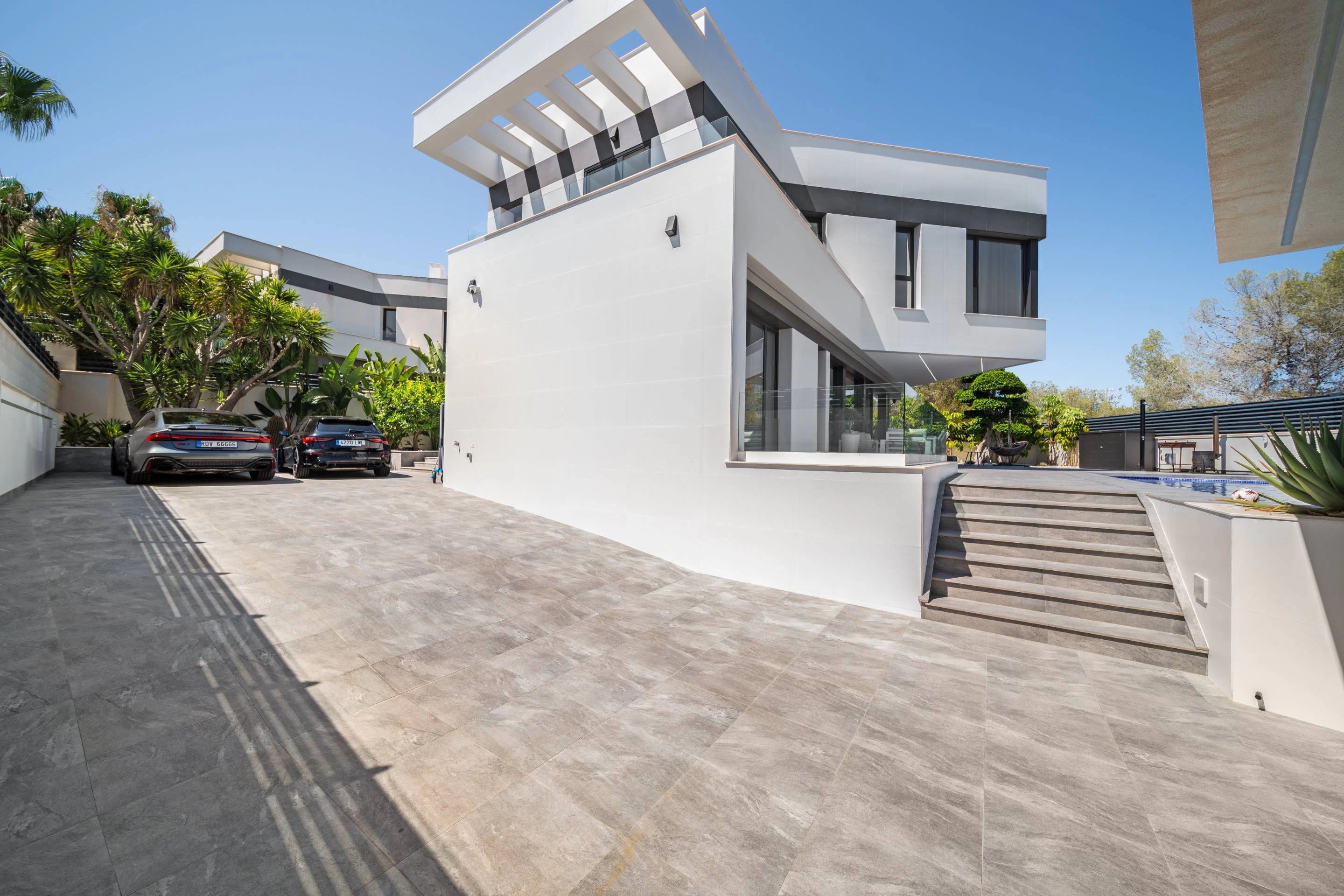 NC6659 - Villa Lisboa. Modern luxury villa in the center of Benidorm