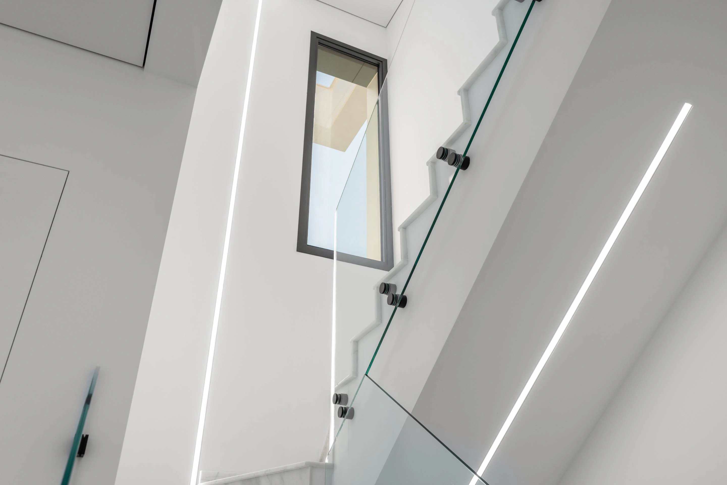 NC6659 - Villa Lisboa. Modern luxury villa in the center of Benidorm