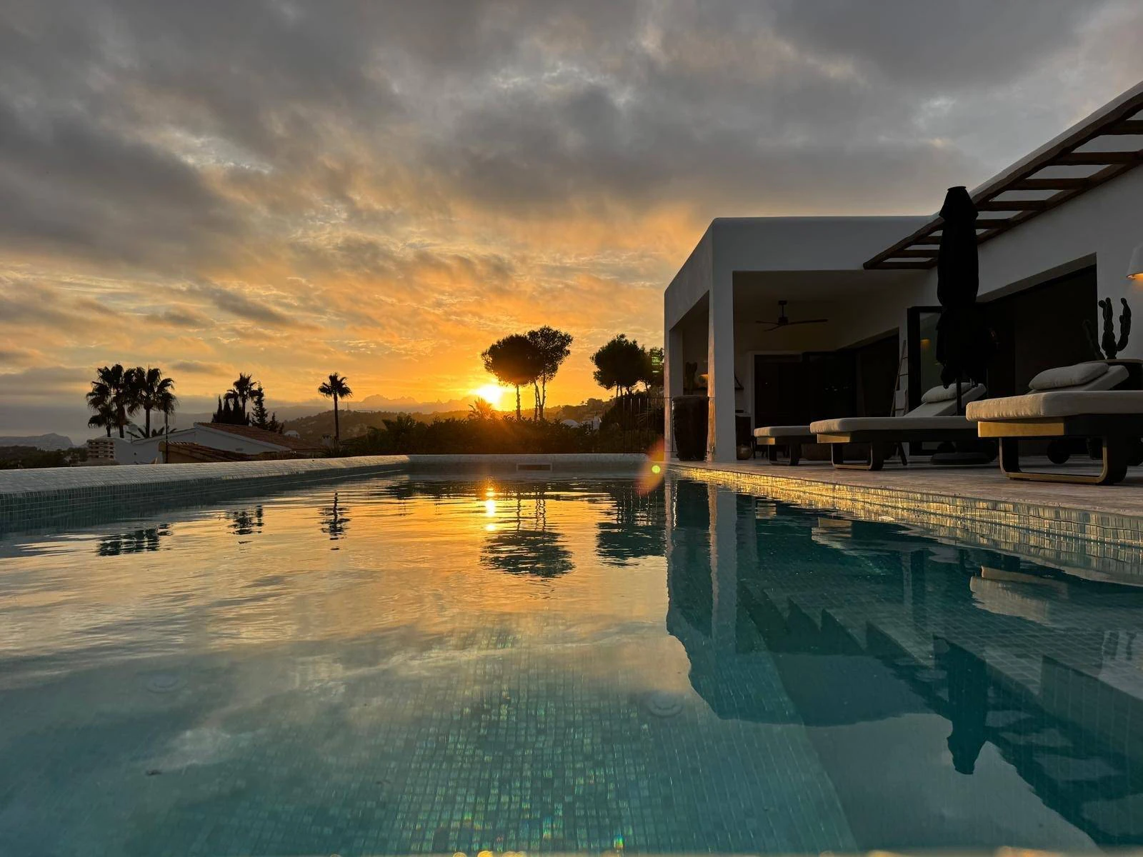 Villa de diseño de lujo en venta en el prestigioso barrio de San Jaime, en Moraira
