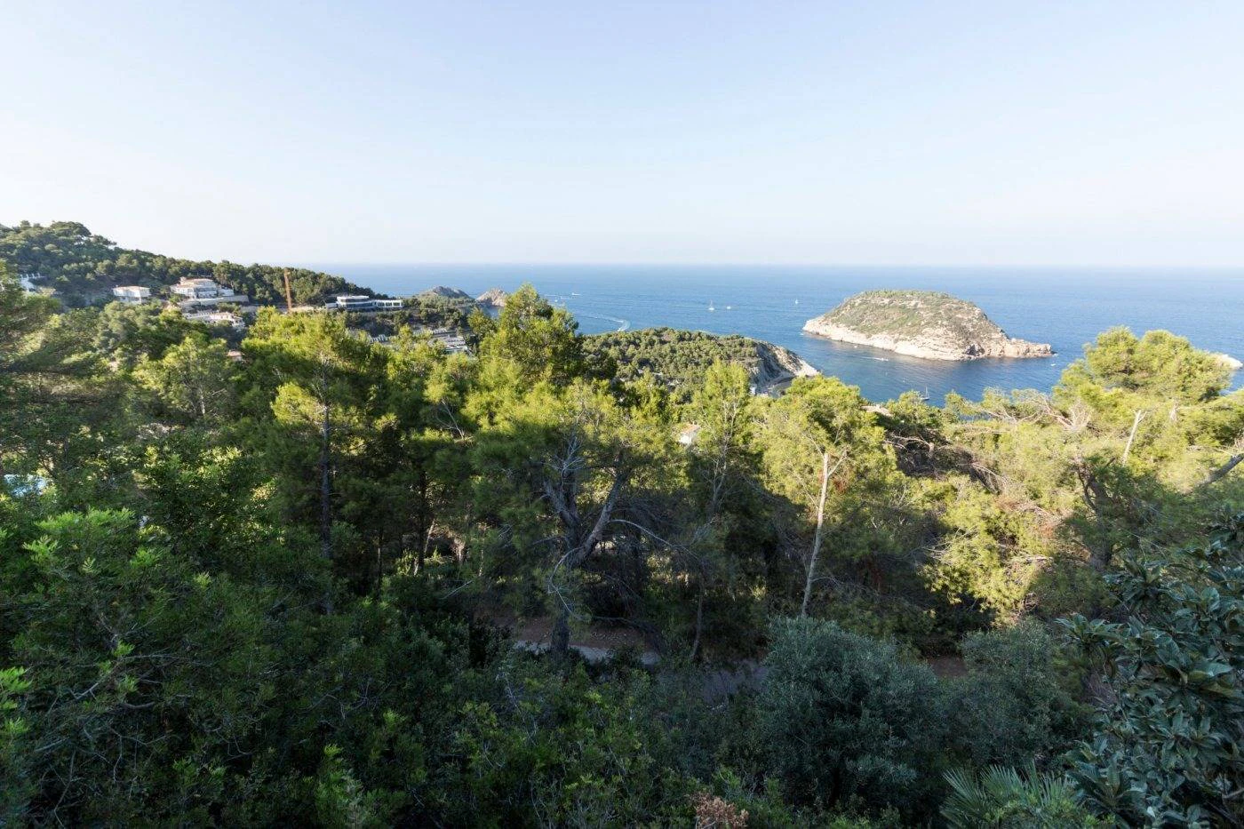NC6656 - Villa Portichol. Onlangs gerenoveerde villa met panoramisch zeezicht te koop in Javea.