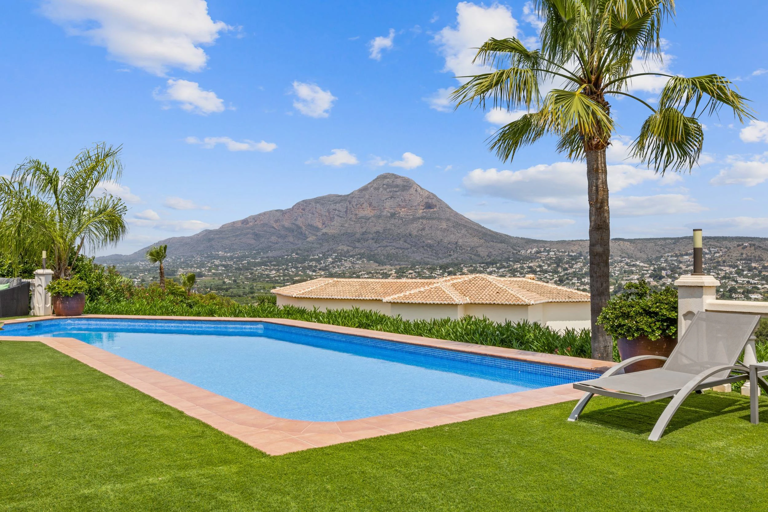 NC6697 - Villa Montgo. Villa te koop in Jávea met panoramisch uitzicht.