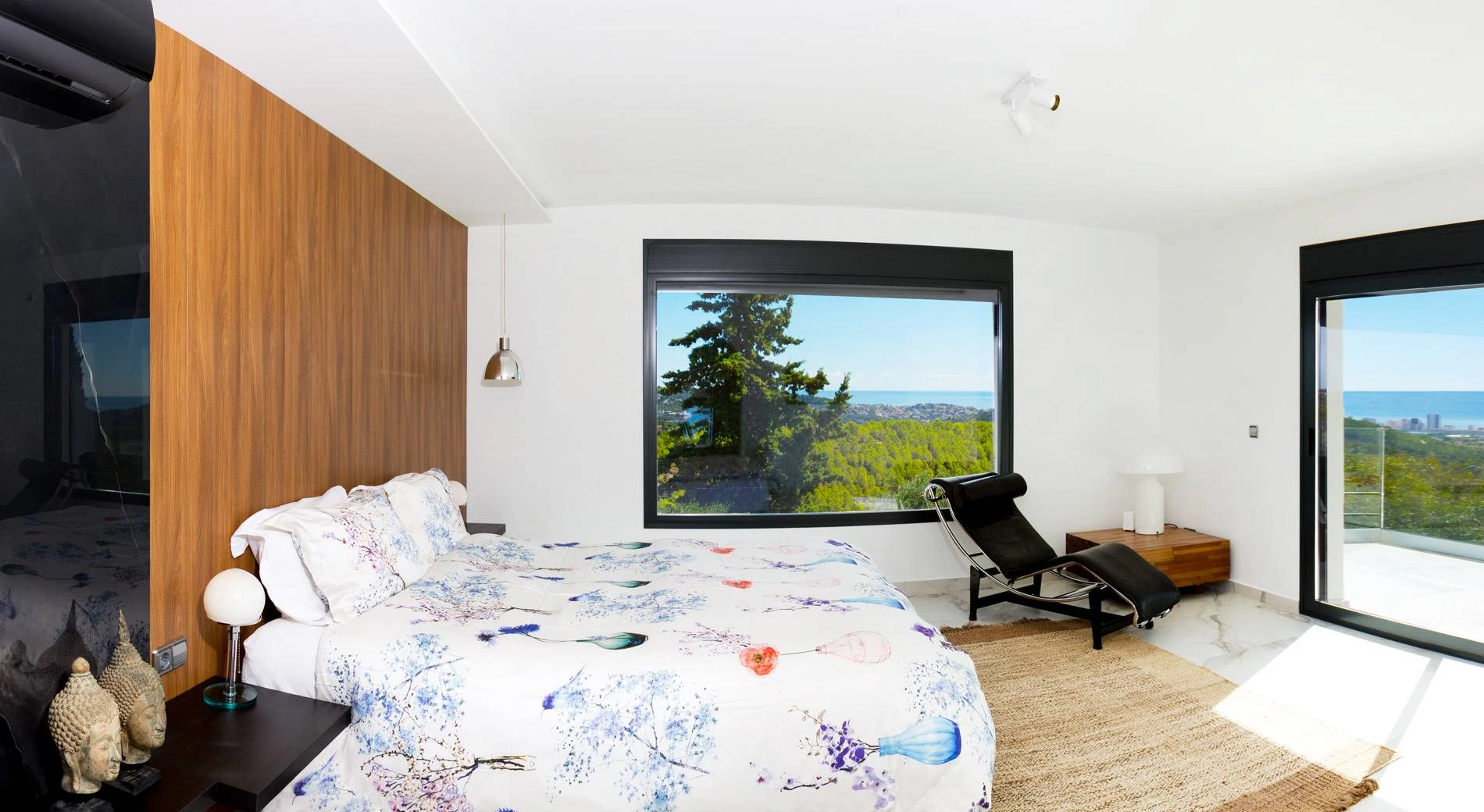 Villa Bernia. Un paraíso en la montaña con vistas al mar en venta en Benissa.