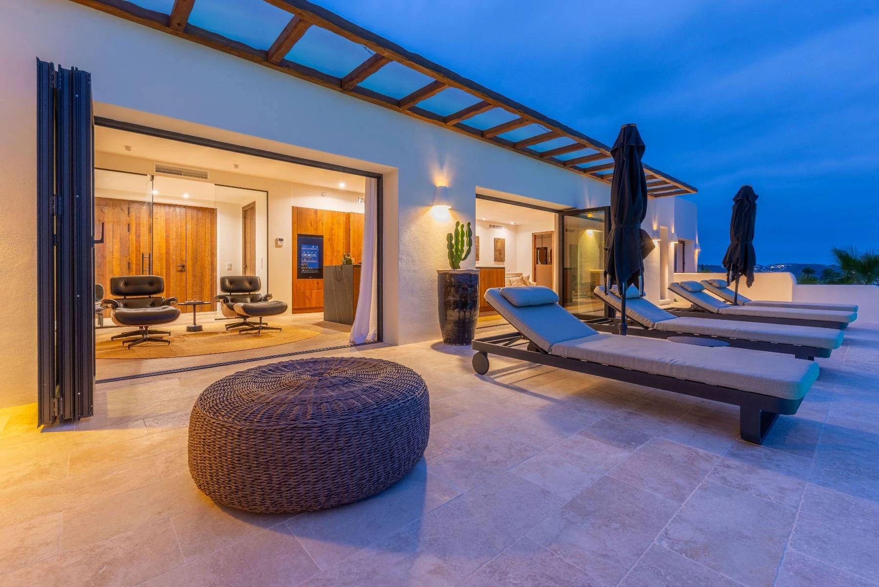 Villa de diseño de lujo en venta en el prestigioso barrio de San Jaime, en Moraira