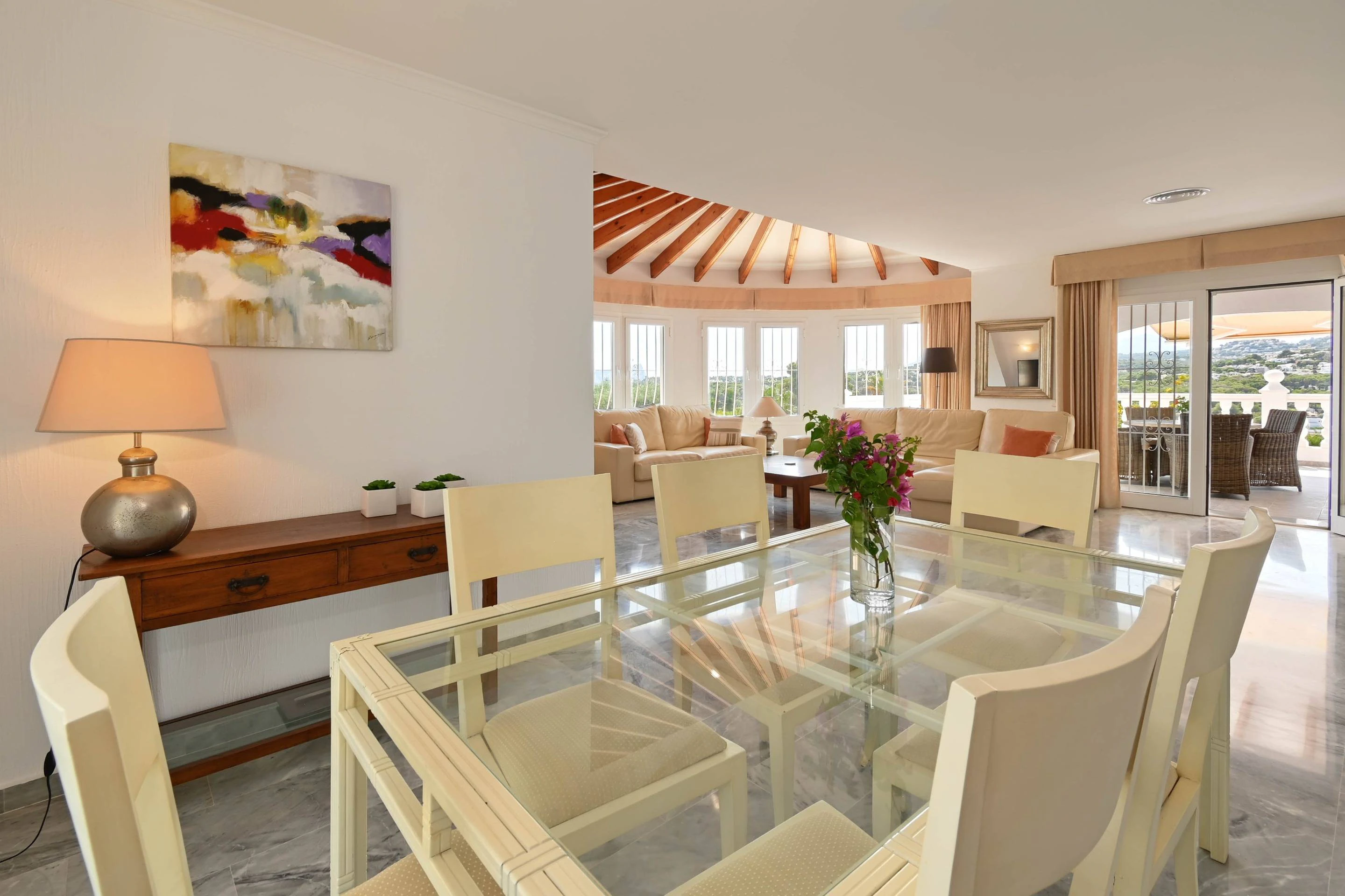Villa Blanca Vista - Elegante villa mediterránea a la venta en Moraira