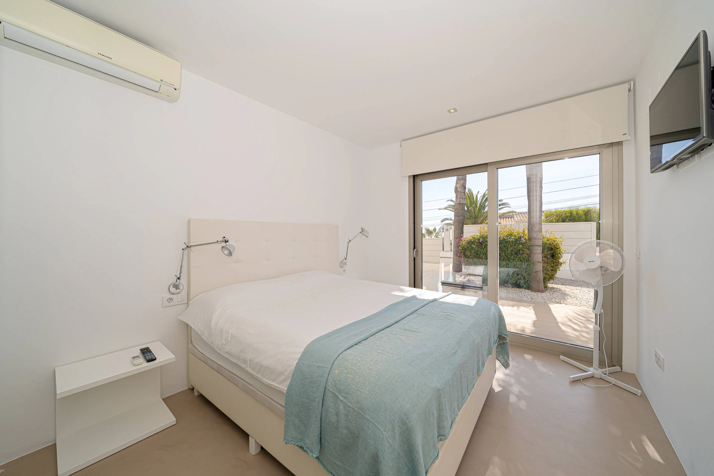 NC6713 - Villa Marian, moderne villa met zeezicht te koop in Javea, Balcon al Mar