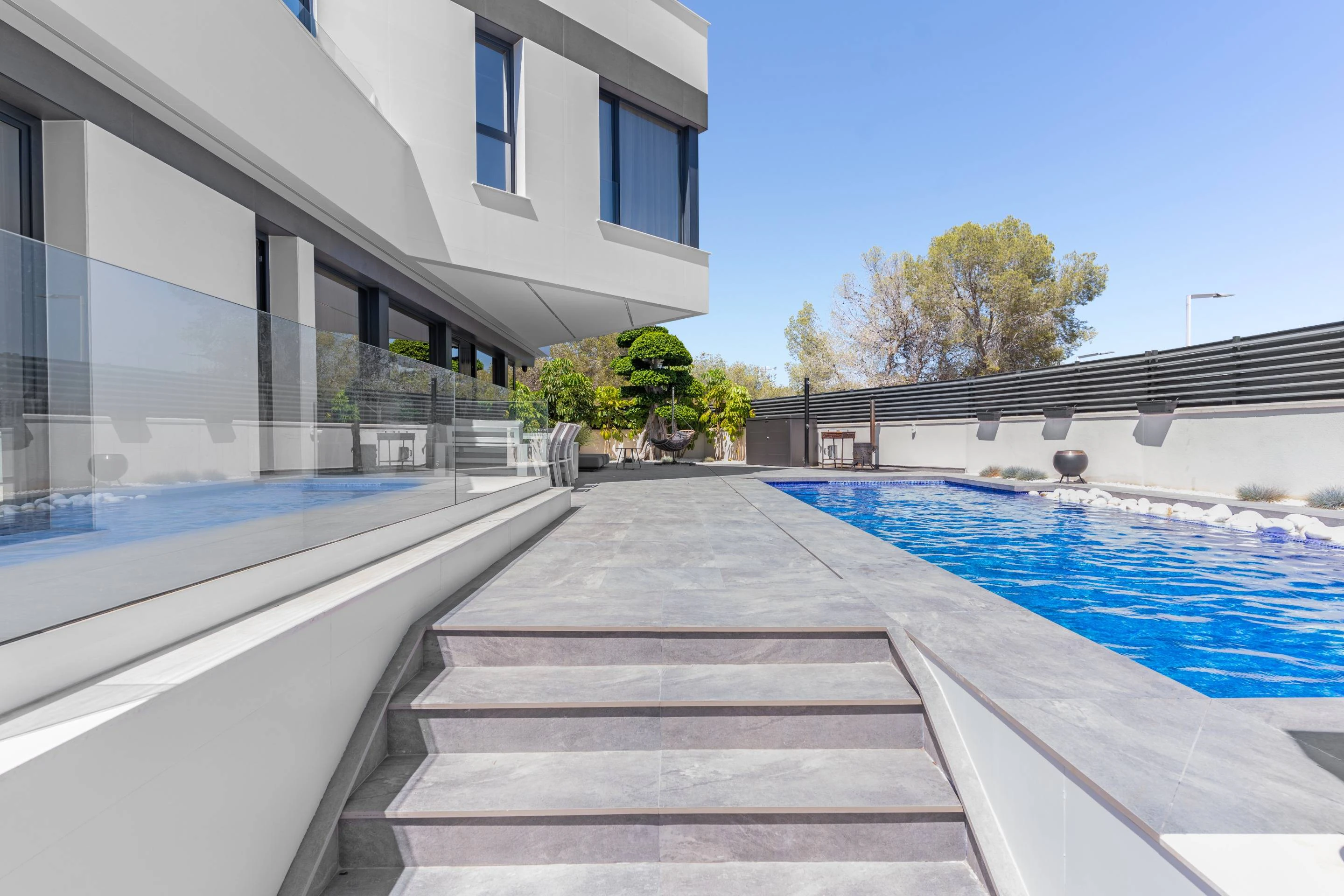 NC6659 - Villa Lisboa. Modern luxury villa in the center of Benidorm