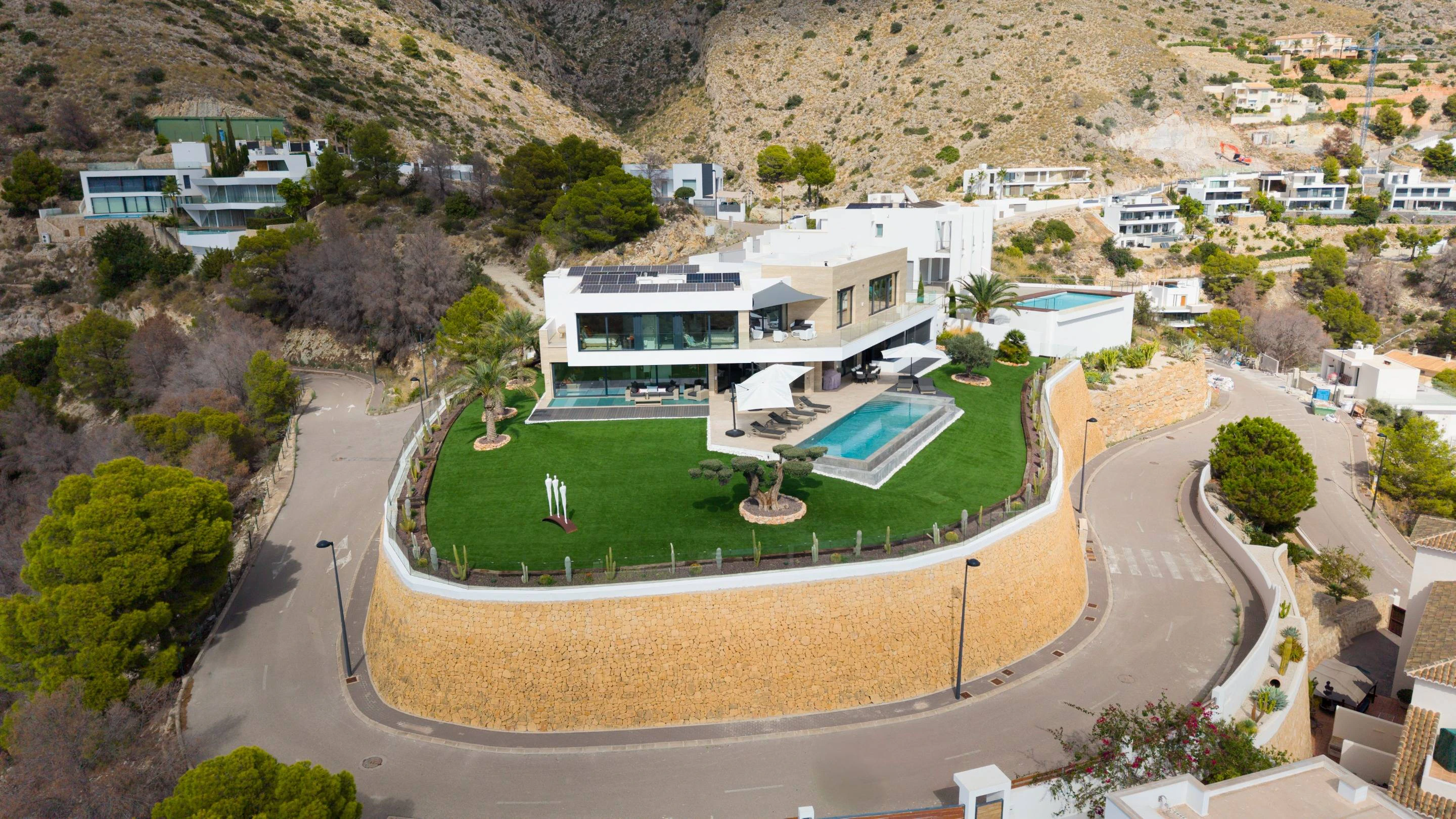 NC6658 - Villa Luna. Luxe woning te koop in Altea met panoramisch uitzicht.