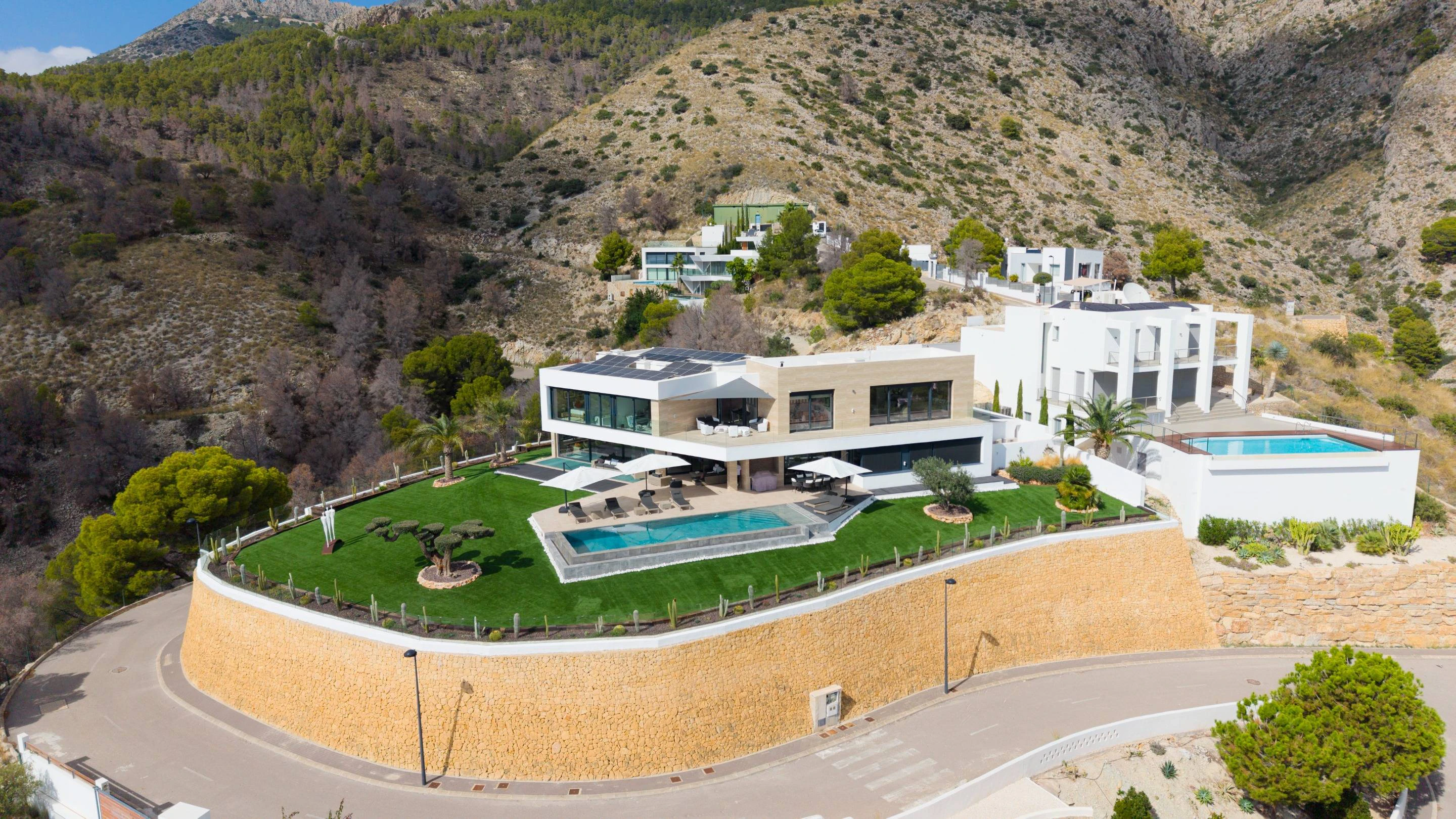 NC6658 - Villa Luna. Luxe woning te koop in Altea met panoramisch uitzicht.