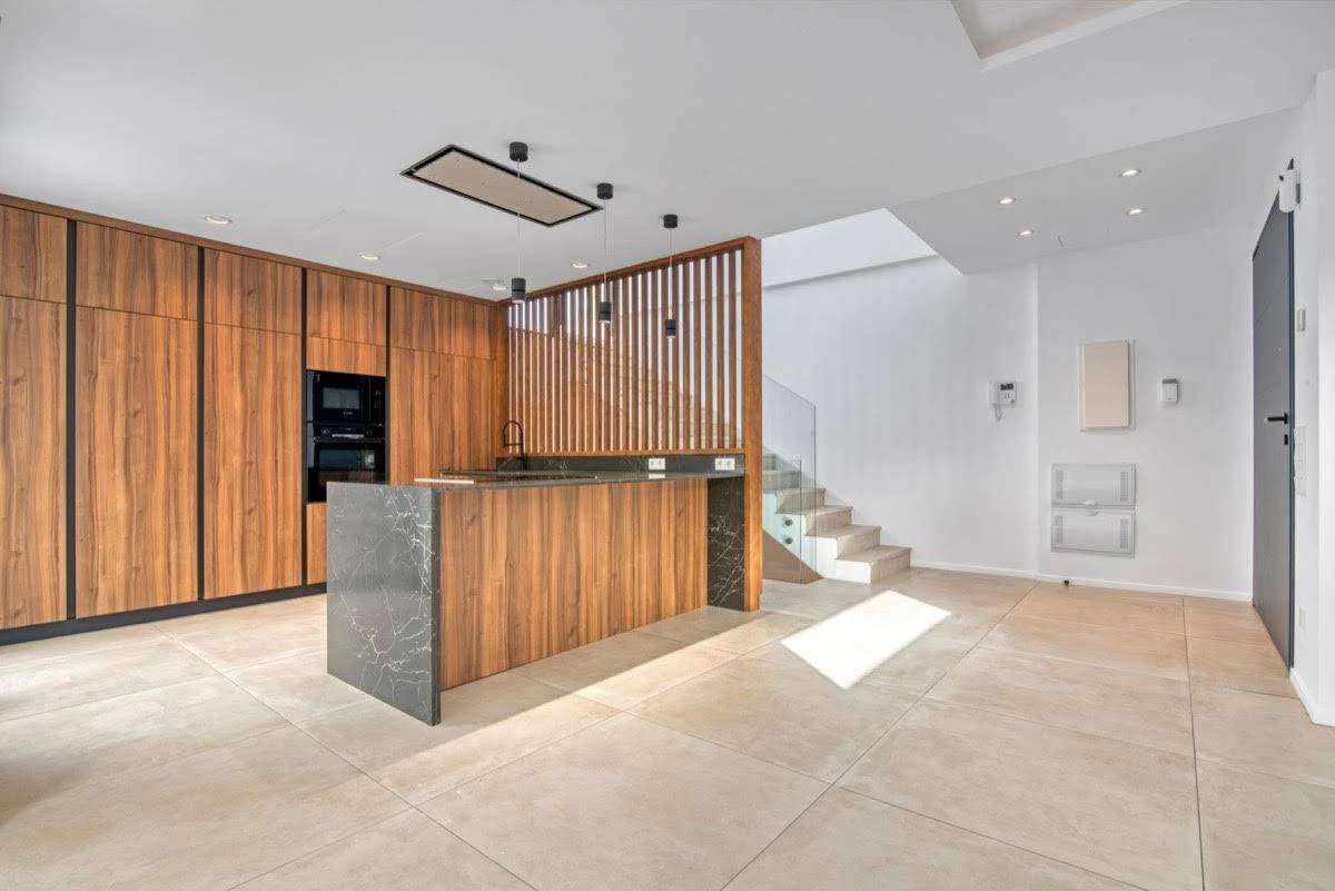 NC6636 - Villa Montgomar - Indrukwekkende nieuwe luxe villa te koop in Denia met uitzicht op zee en klaar om van te genieten!