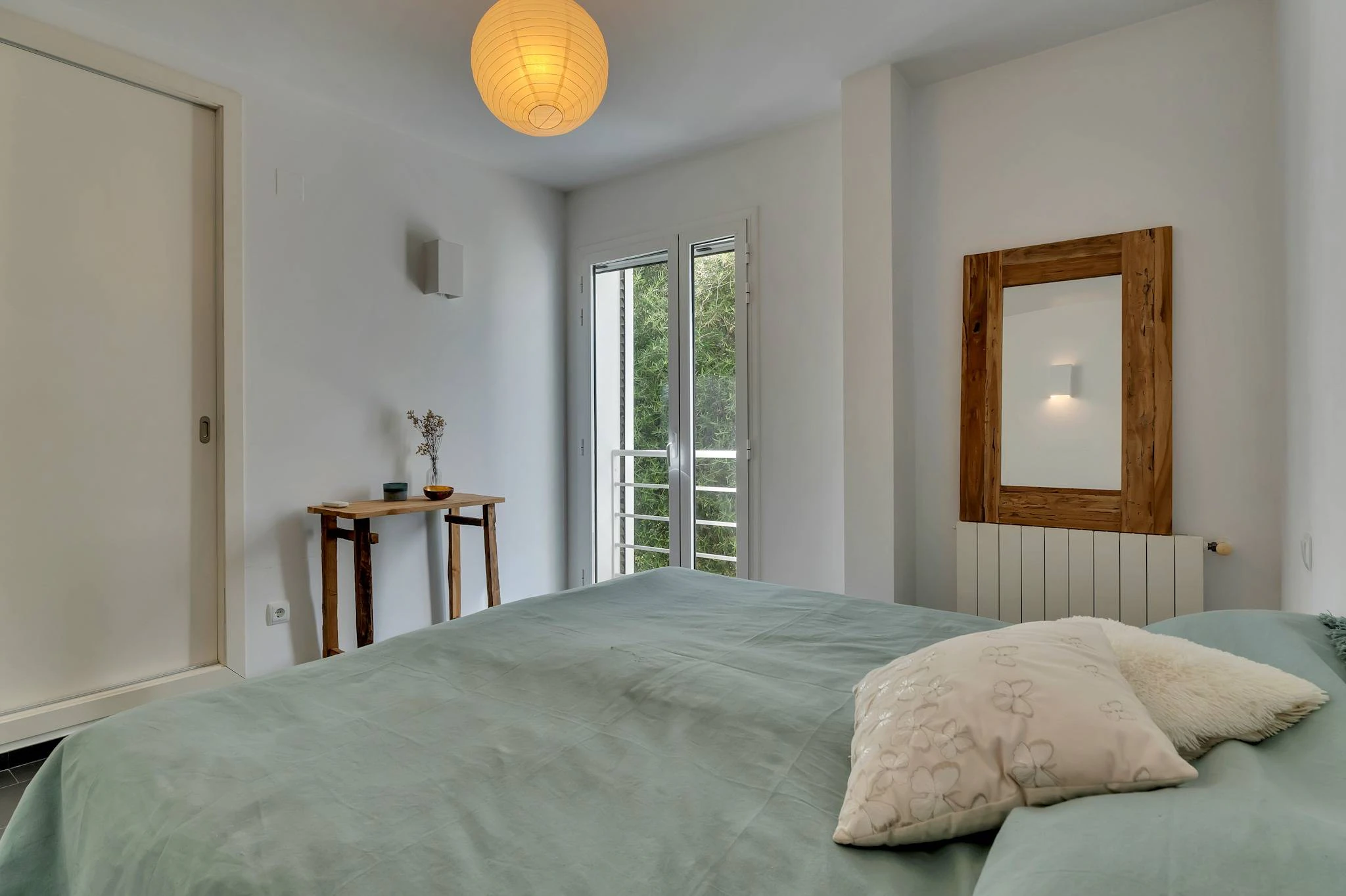 Villa Lucia. Villa moderna en venta a poca distancia de la playa de Portet.