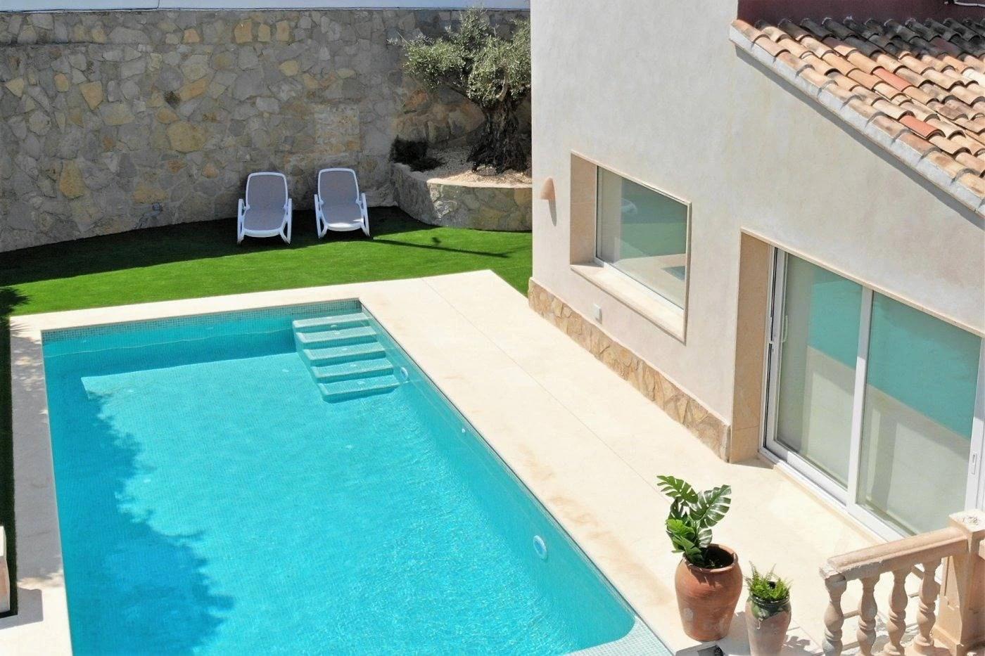 NC6656 - Villa Portichol. Onlangs gerenoveerde villa met panoramisch zeezicht te koop in Javea.