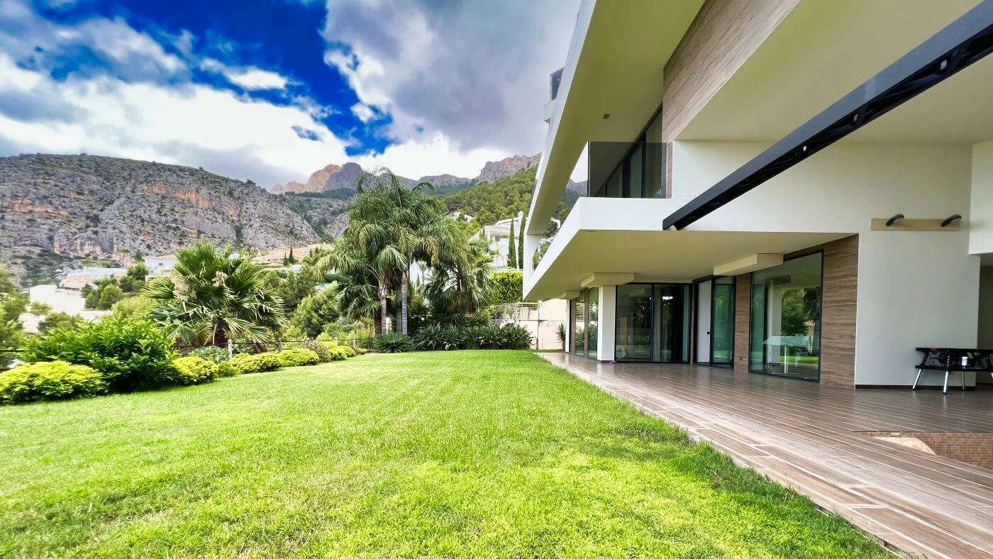 NC5280 - Villa Horizonte – Villa contemporánea con vistas infinitas a la venta en Altea Hills