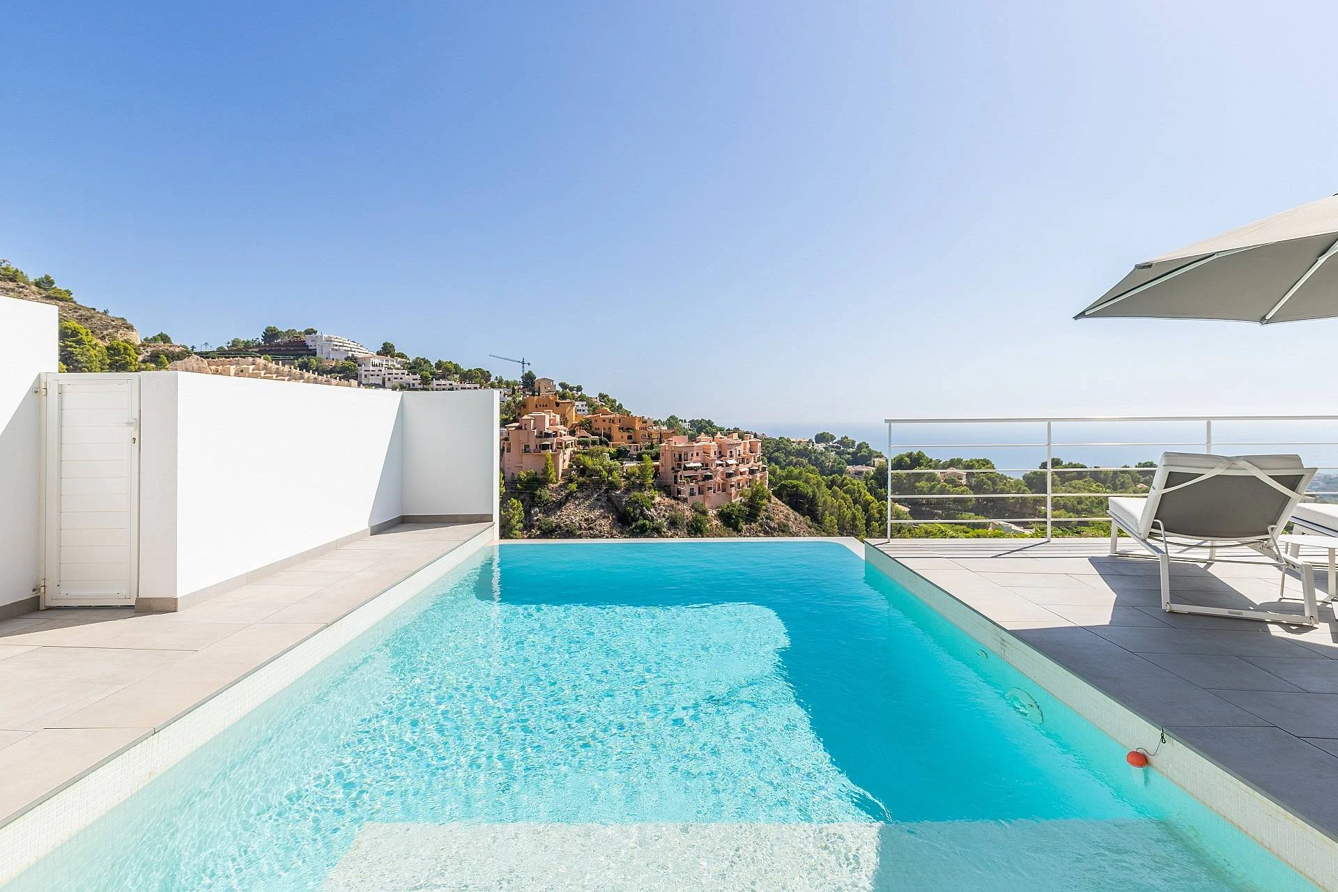 NC6693 - Villa Florentine, Villa met zeezicht te koop in Altea