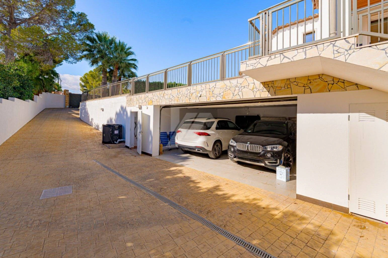 NC6687 - Villa Estrella. Exclusieve villa op de tweede lijn te koop in Moraira met uitzicht op zee.