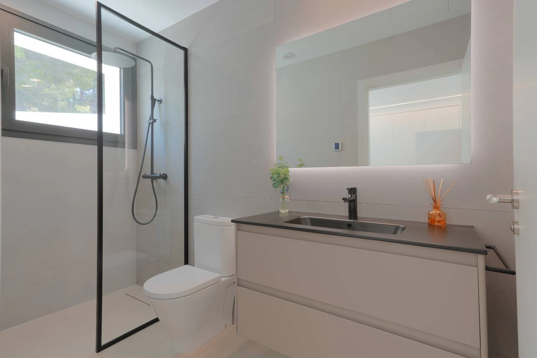 Nieuwbouw villa te koop in Moraira Benimeit