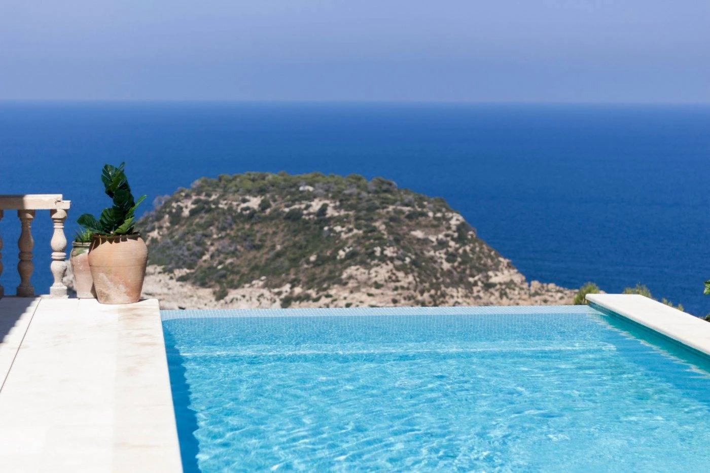 NC6656 - Villa Portichol. Onlangs gerenoveerde villa met panoramisch zeezicht te koop in Javea.