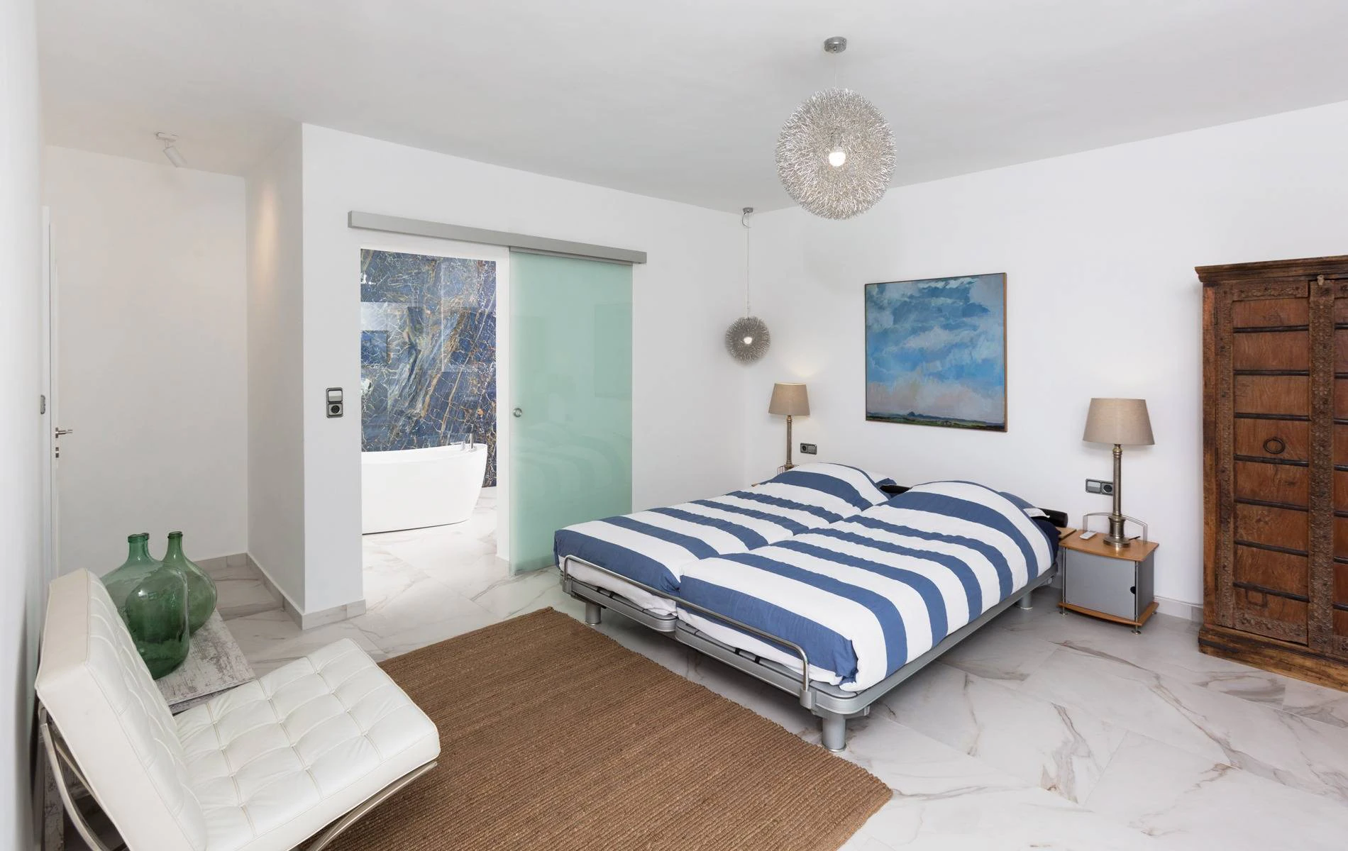 Villa Bernia. Un paraíso en la montaña con vistas al mar en venta en Benissa.