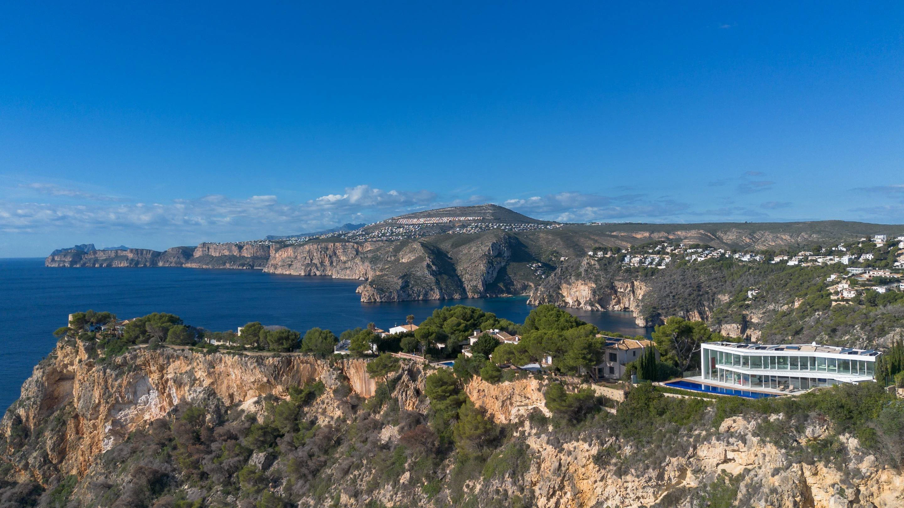 NC6675 - Villa Ambolo. Luxe villa aan de kust te koop in Jávea.
