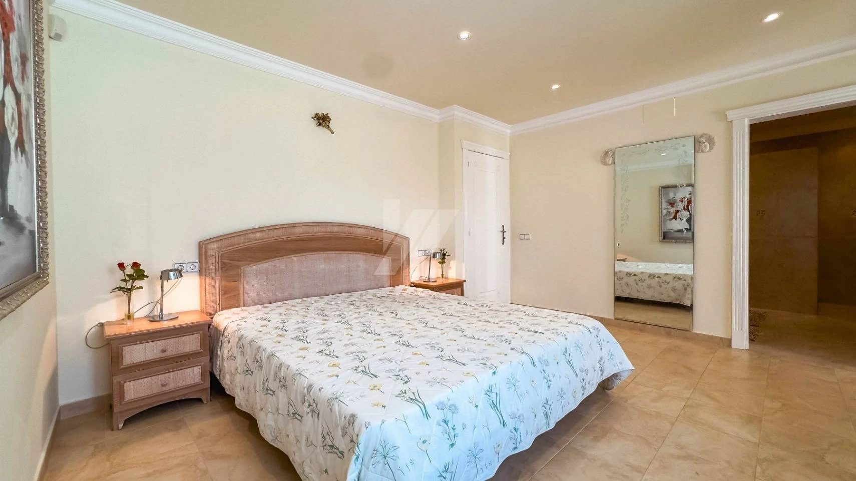 NC6689 - Villa Oliva. Luxe villa te koop in Moraira met een groot perceel en uitzicht op zee.