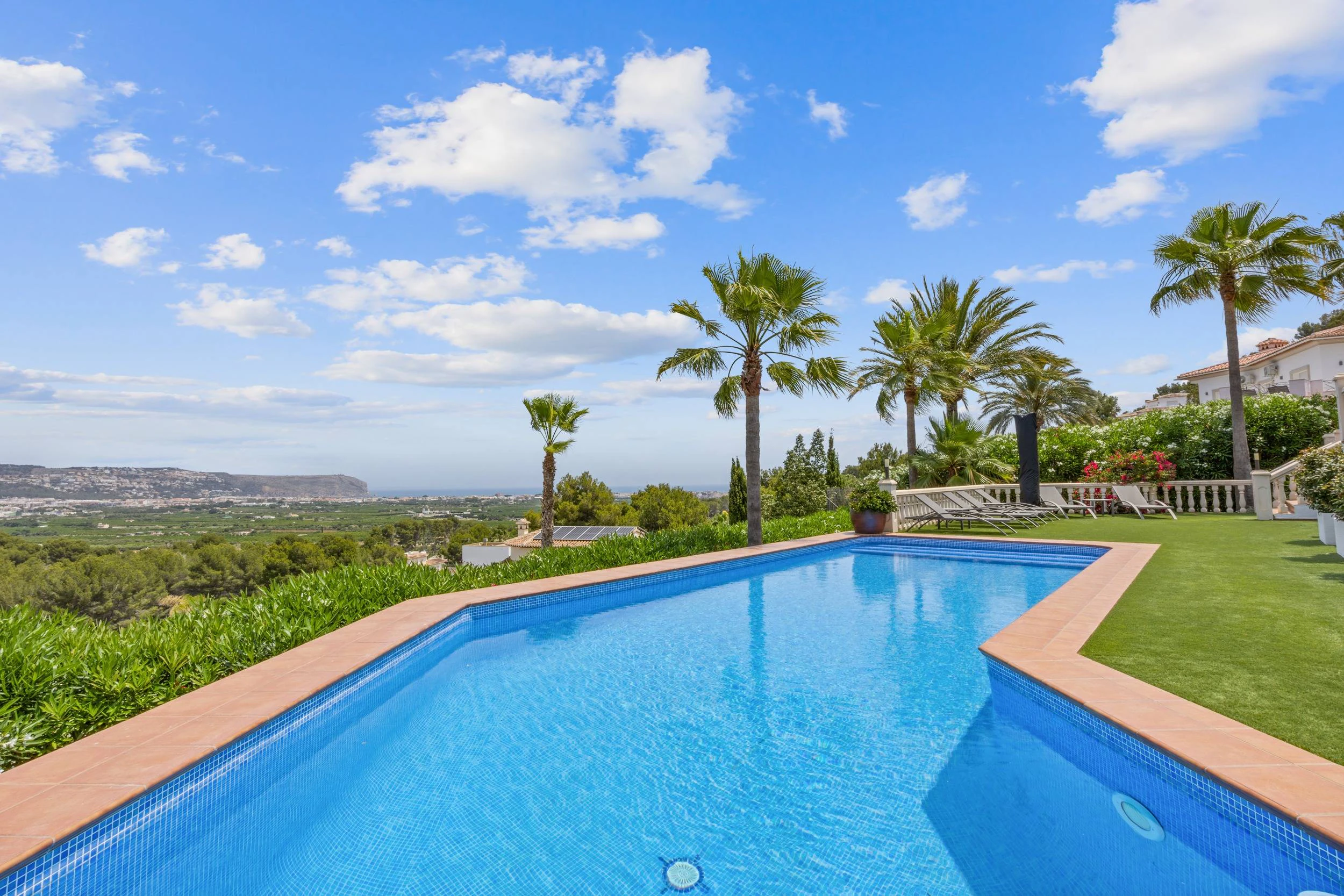NC6697 - Villa Montgo. Villa te koop in Jávea met panoramisch uitzicht.