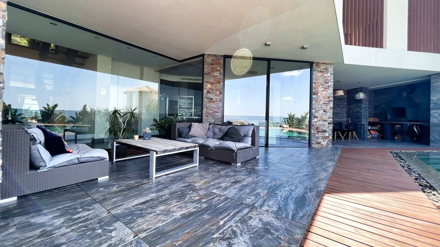 NC5280 - Villa Horizonte – Villa contemporánea con vistas infinitas a la venta en Altea Hills