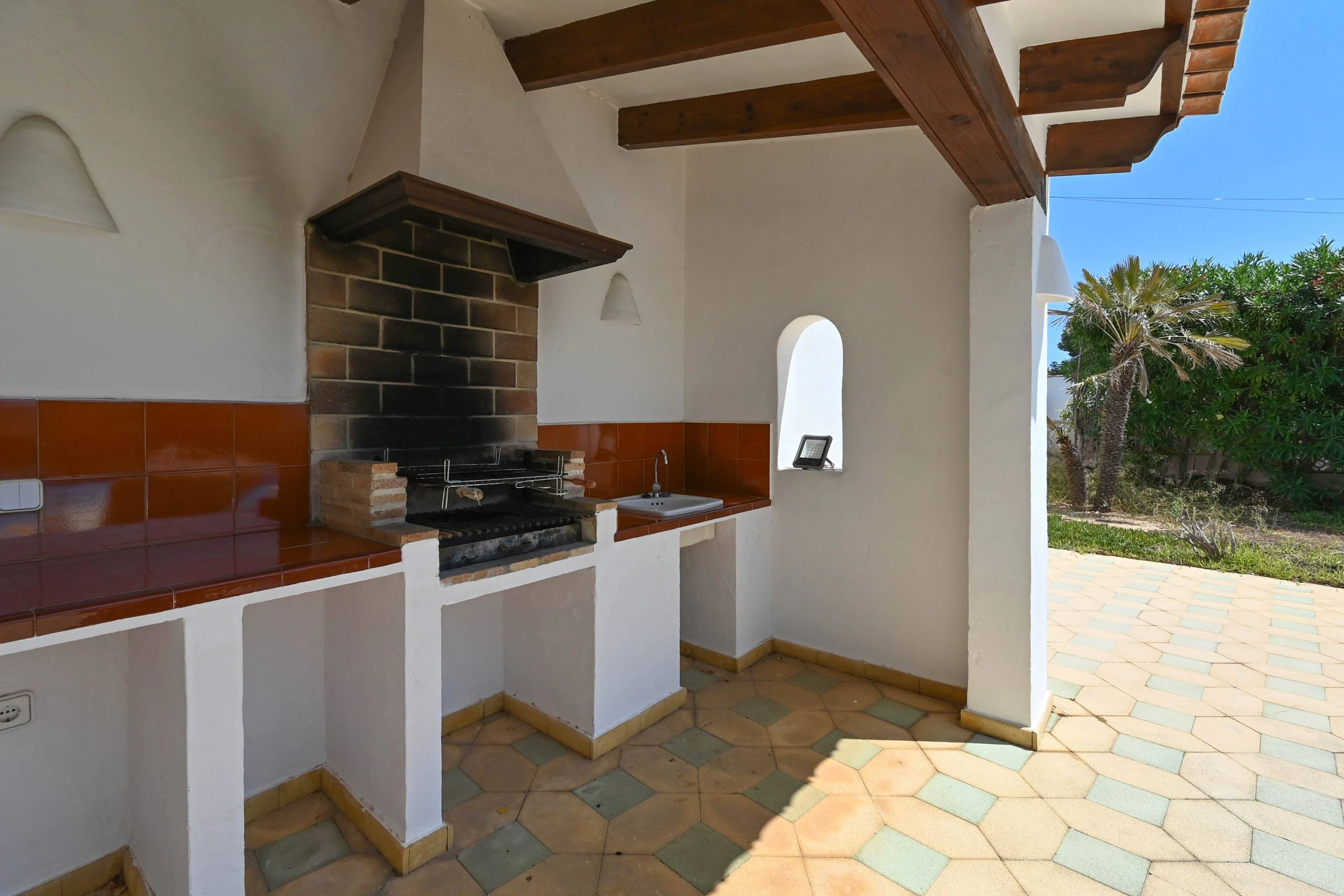 Villa Blanca Vista - Elegante villa mediterránea a la venta en Moraira