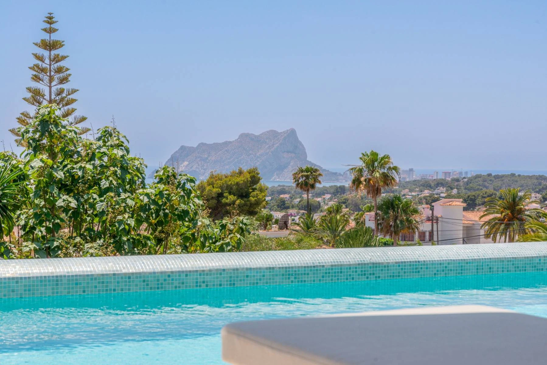 Villa de diseño de lujo en venta en el prestigioso barrio de San Jaime, en Moraira