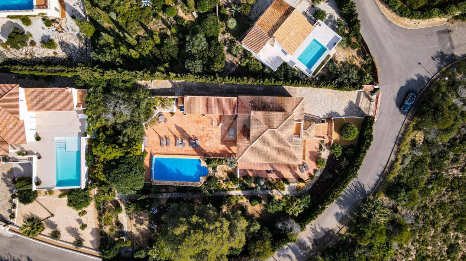 Villa Girasol. Villa double à vendre à Cumbres del Sol, Benitachell, avec vue sur mer.