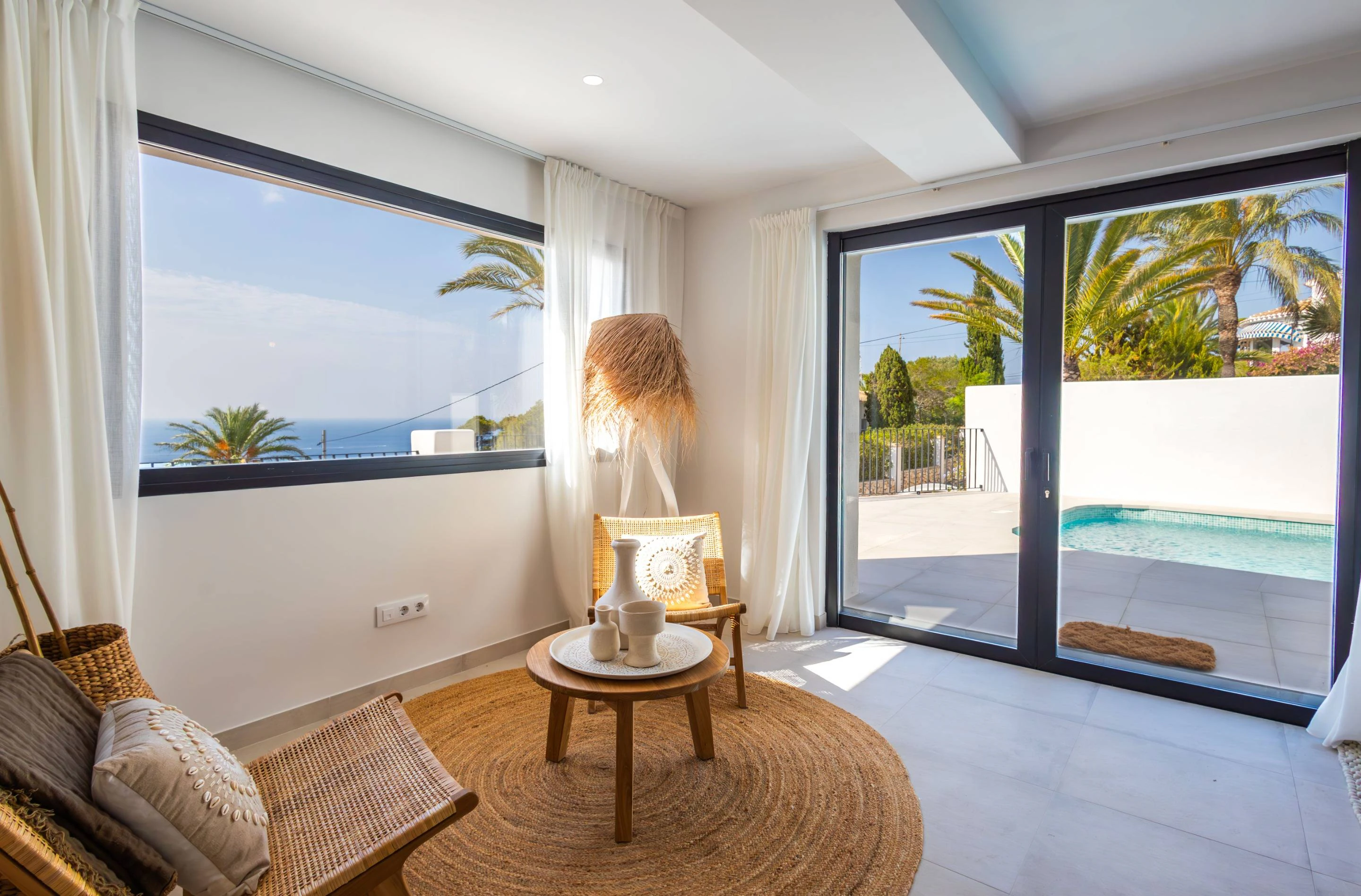 NC6655 - Villa Siesta. Onlangs gerenoveerde villa te koop in Javea met uitzicht op zee.