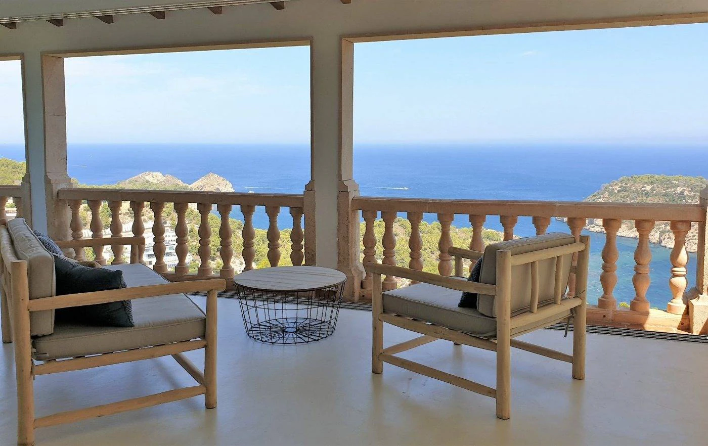 NC6656 - Villa Portichol. Onlangs gerenoveerde villa met panoramisch zeezicht te koop in Javea.