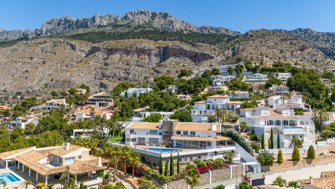 NC6647 - Villa Zara - Uitzonderlijke superluxe villa van 1.619 m² te koop in Altea Hills
