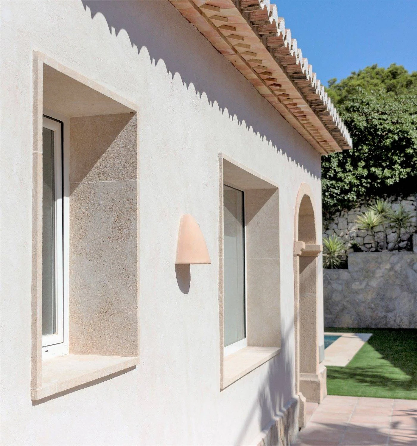 NC6656 - Villa Portichol. Onlangs gerenoveerde villa met panoramisch zeezicht te koop in Javea.