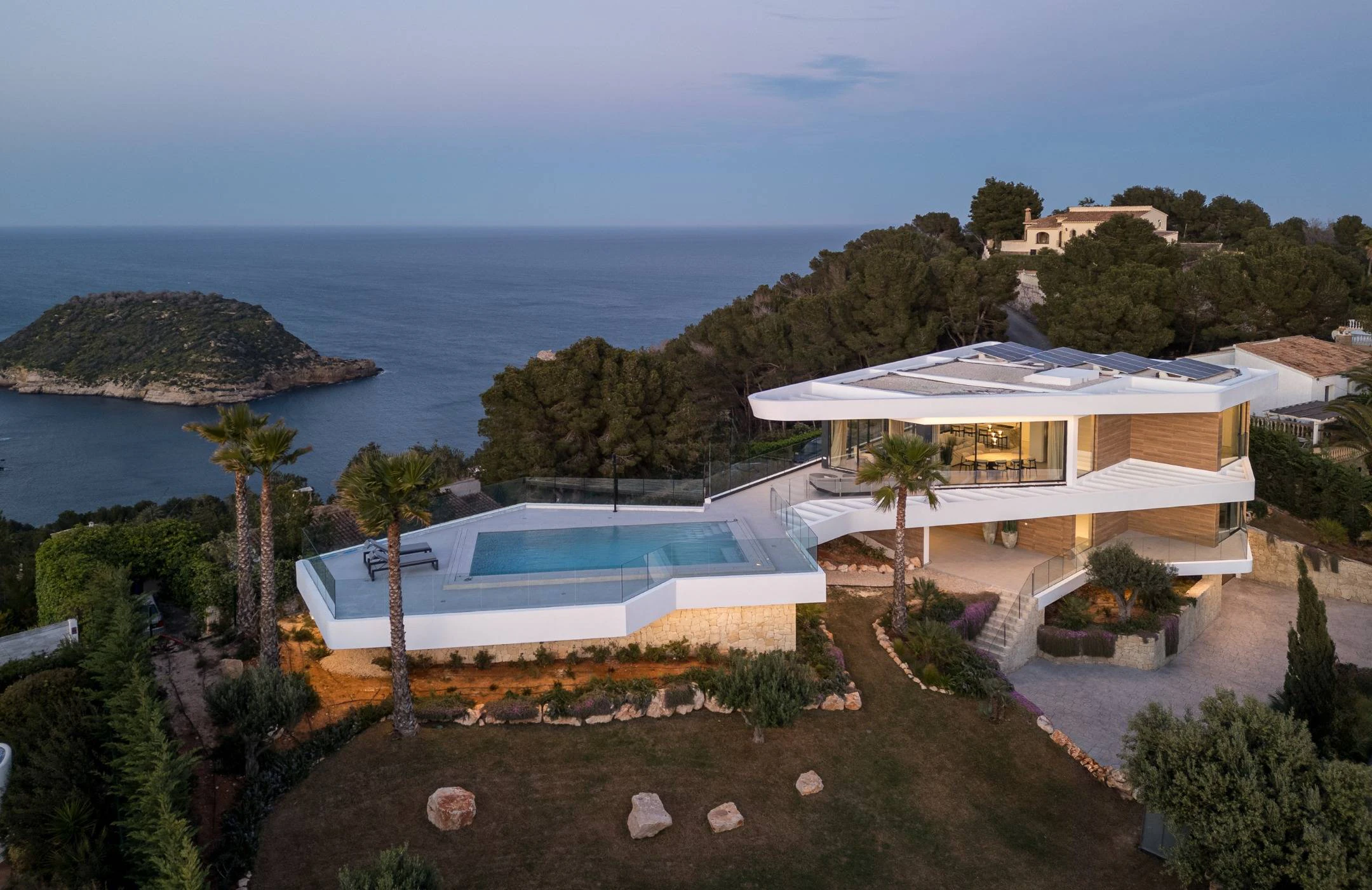 PG6714 - Villa Sagitta. Luxe villa te koop in Jávea met panoramisch uitzicht op zee.