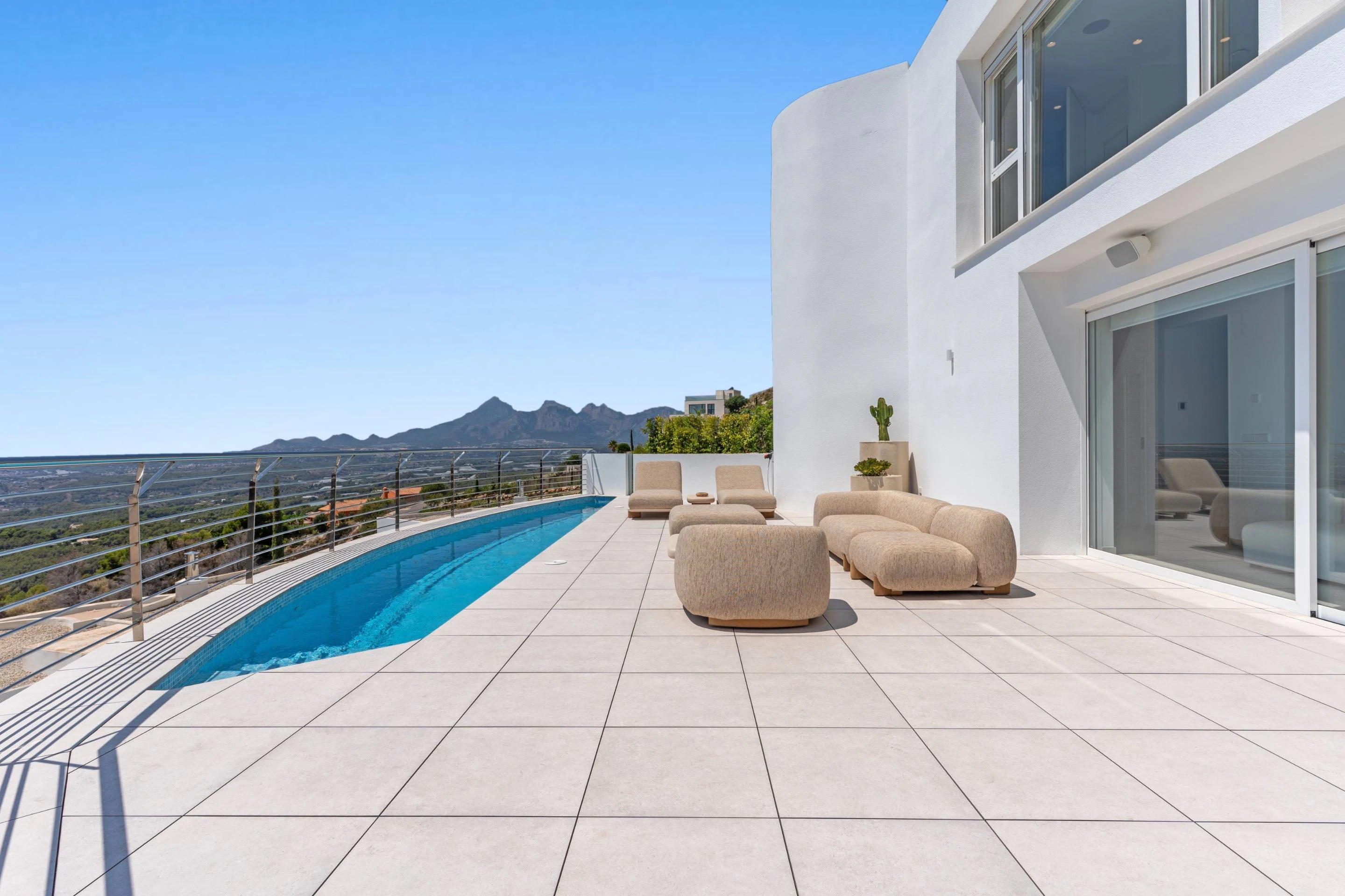 Villa Marellum – Villa a la venta con vistas panorámicas al Mediterráneo en Altea