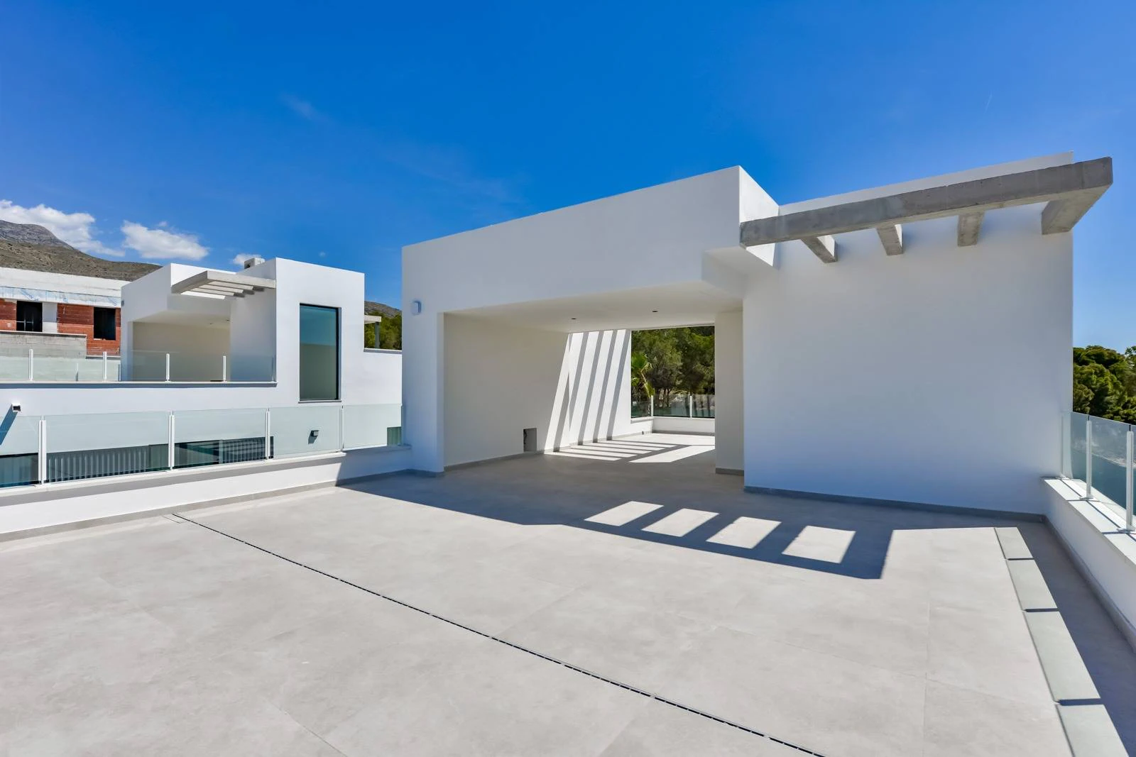 DG6745 - Moderne villa in Finestrat aan de Costa Blanca, direct bewoonbaar