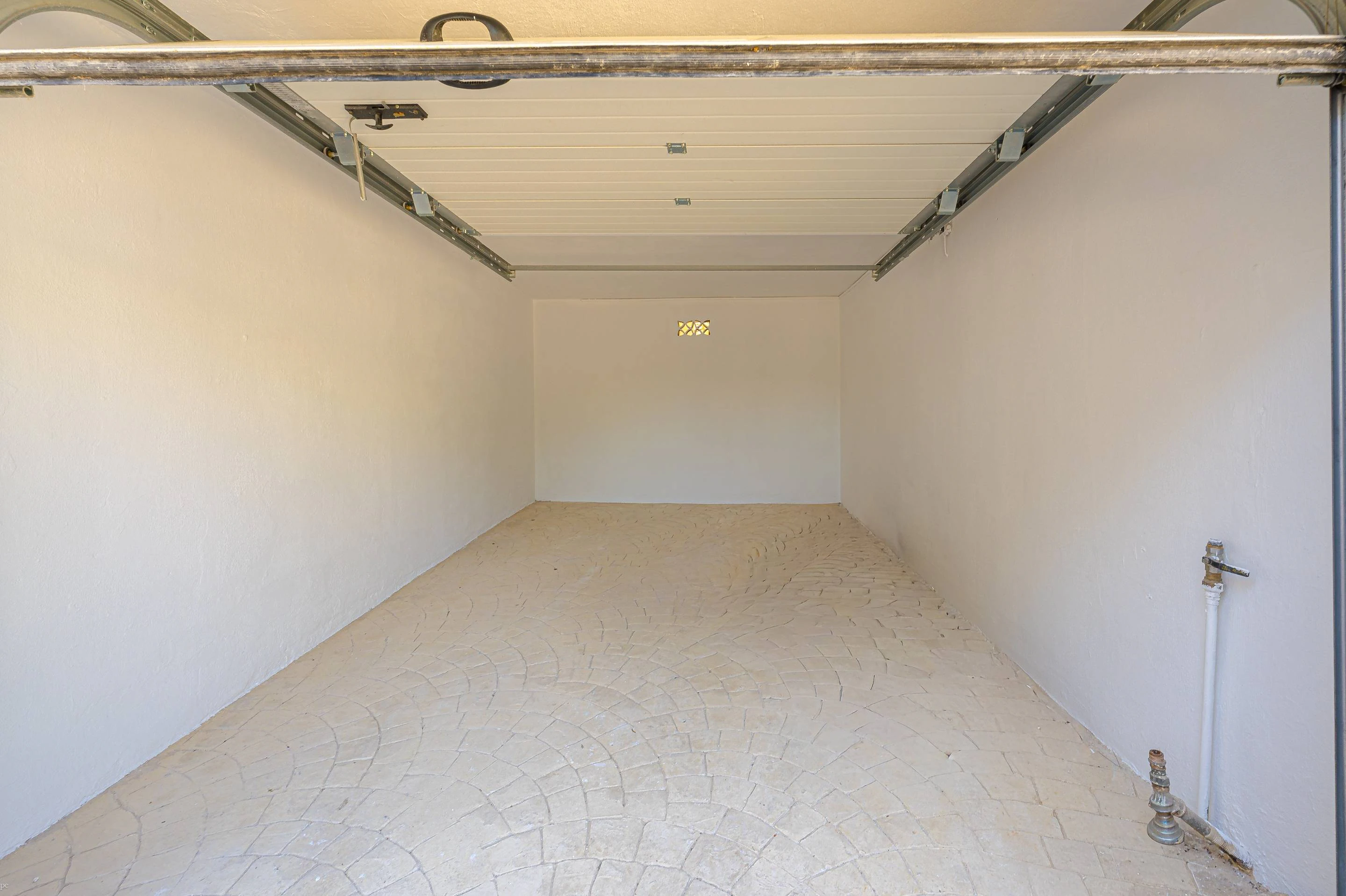 Villa Roma. Villa reformada con fantásticas vistas al mar a la venta en Jávea.
