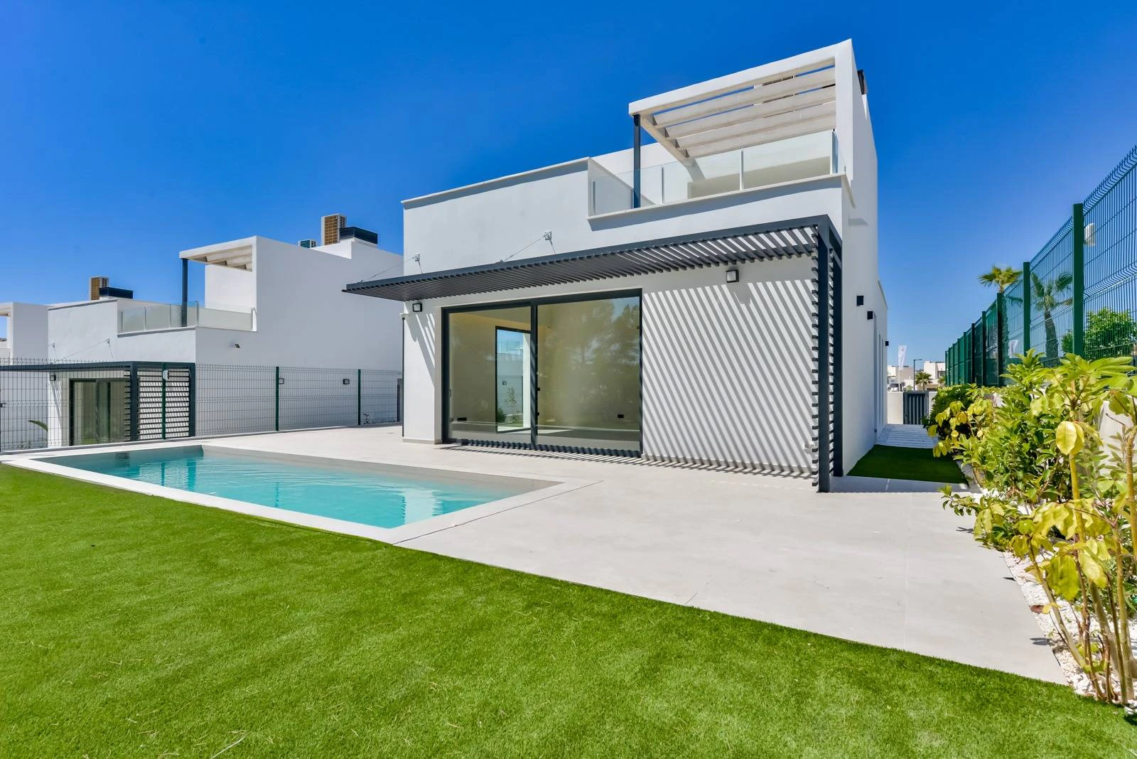 DG6745 - Moderne villa in Finestrat aan de Costa Blanca, direct bewoonbaar