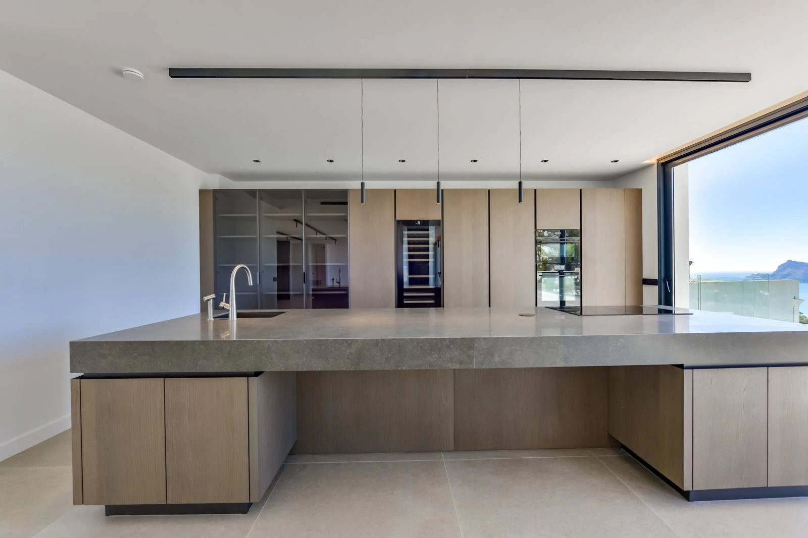 DG6743 - Villa Salonica. Contemporary villa with exceptional sea views for sale in Altea Hills